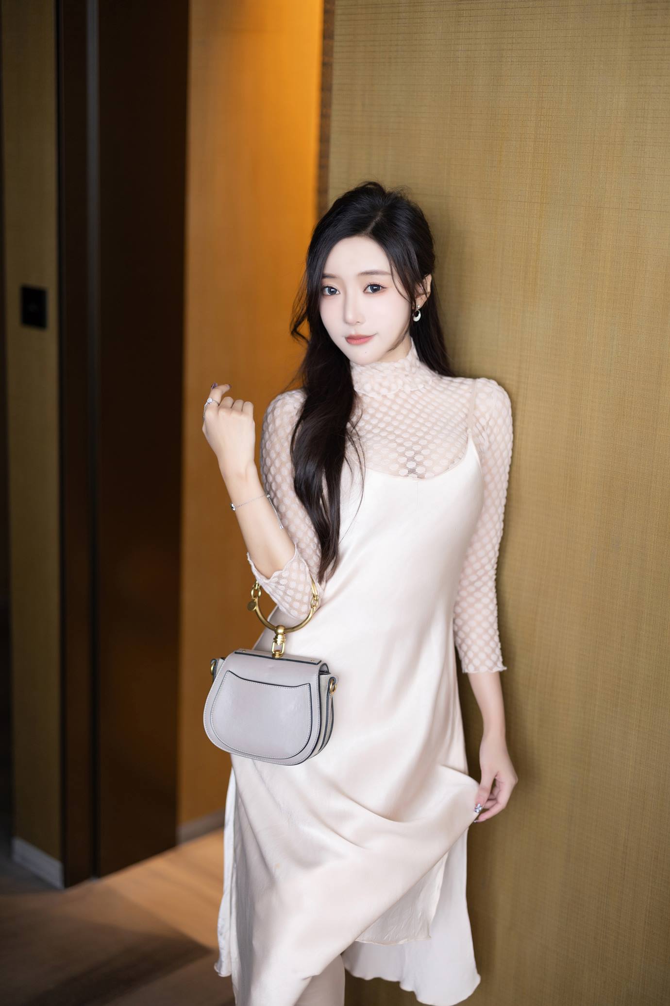 图片[15]-王馨瑶Yanni – 白色丝袜[48P] – 速更版-美库