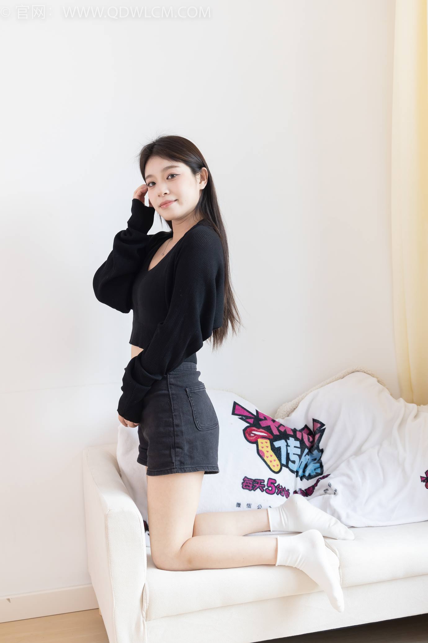 图片[51]-物恋传媒 NO.2286 闪闪-板鞋、两双自然穿脏白棉袜[120P] – 速更版-美库