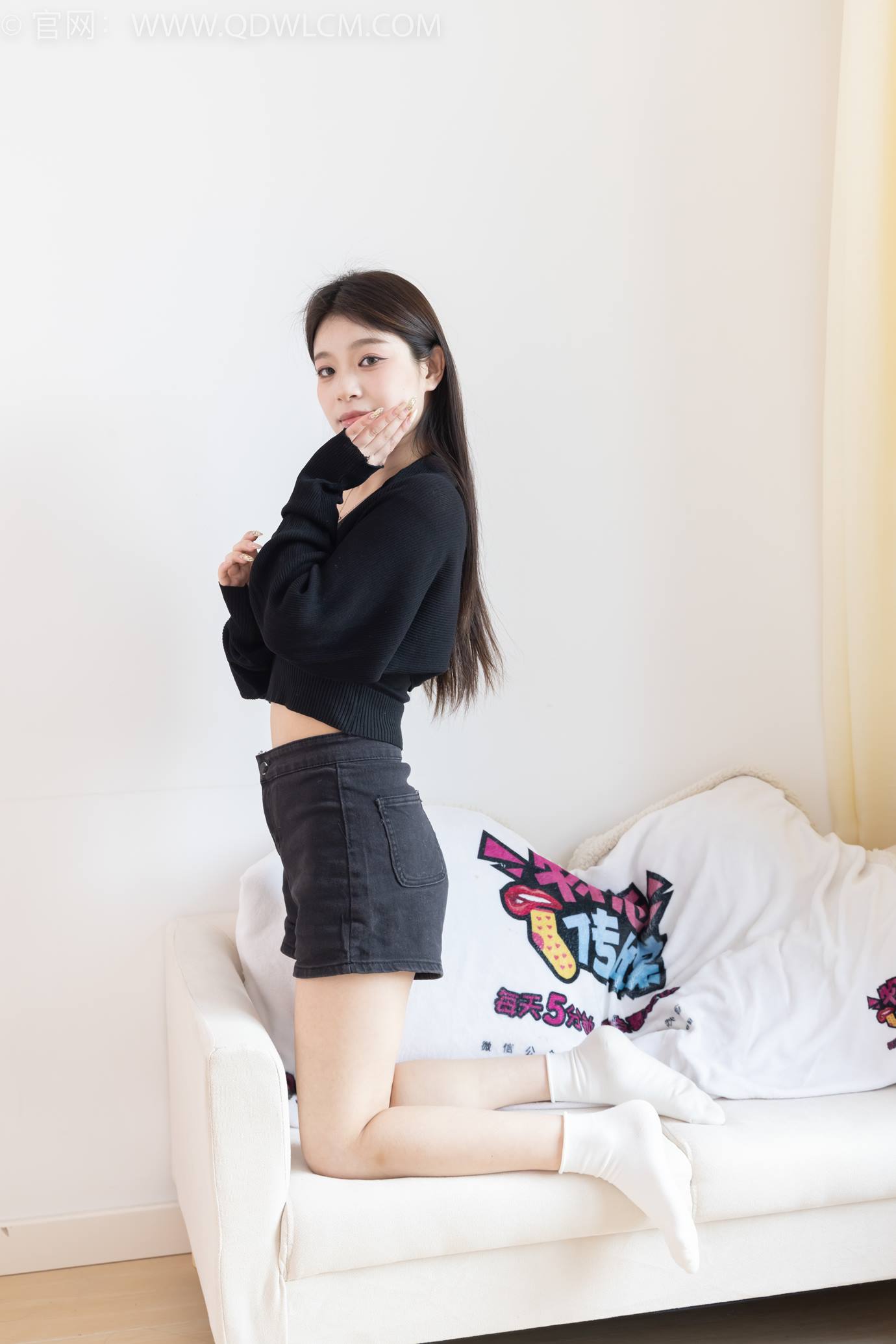 图片[53]-物恋传媒 NO.2286 闪闪-板鞋、两双自然穿脏白棉袜[120P] – 速更版-美库