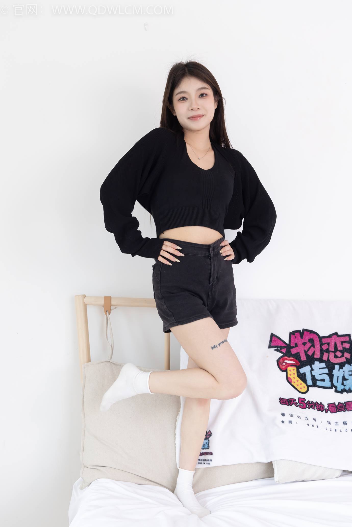 图片[63]-物恋传媒 NO.2286 闪闪-板鞋、两双自然穿脏白棉袜[120P] – 速更版-美库