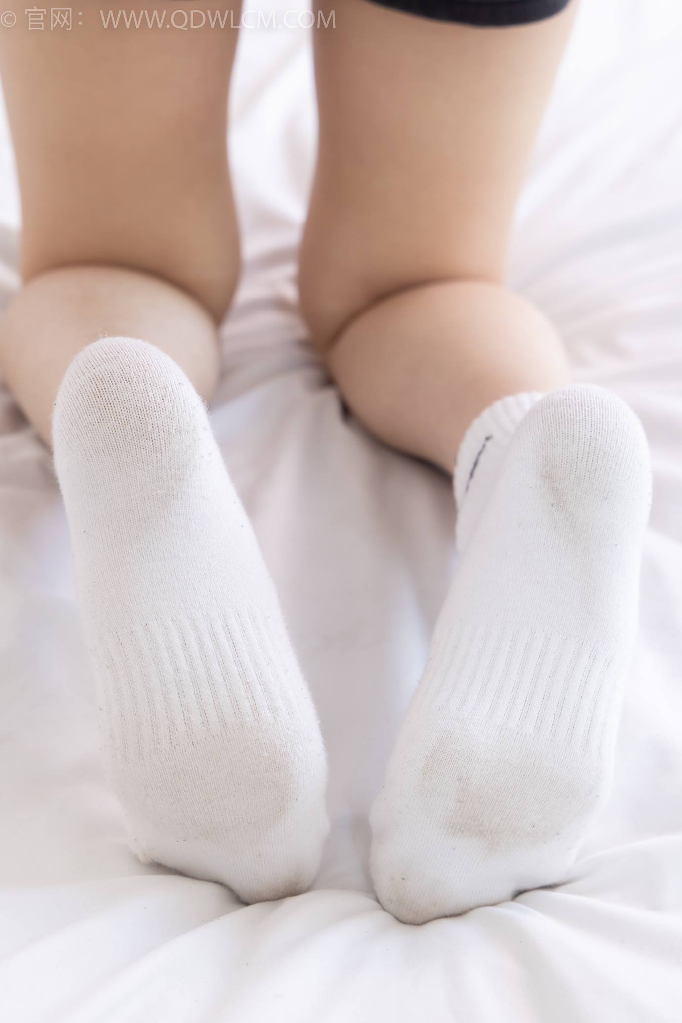 图片[79]-物恋传媒 NO.2286 闪闪-板鞋、两双自然穿脏白棉袜[120P] – 速更版-美库