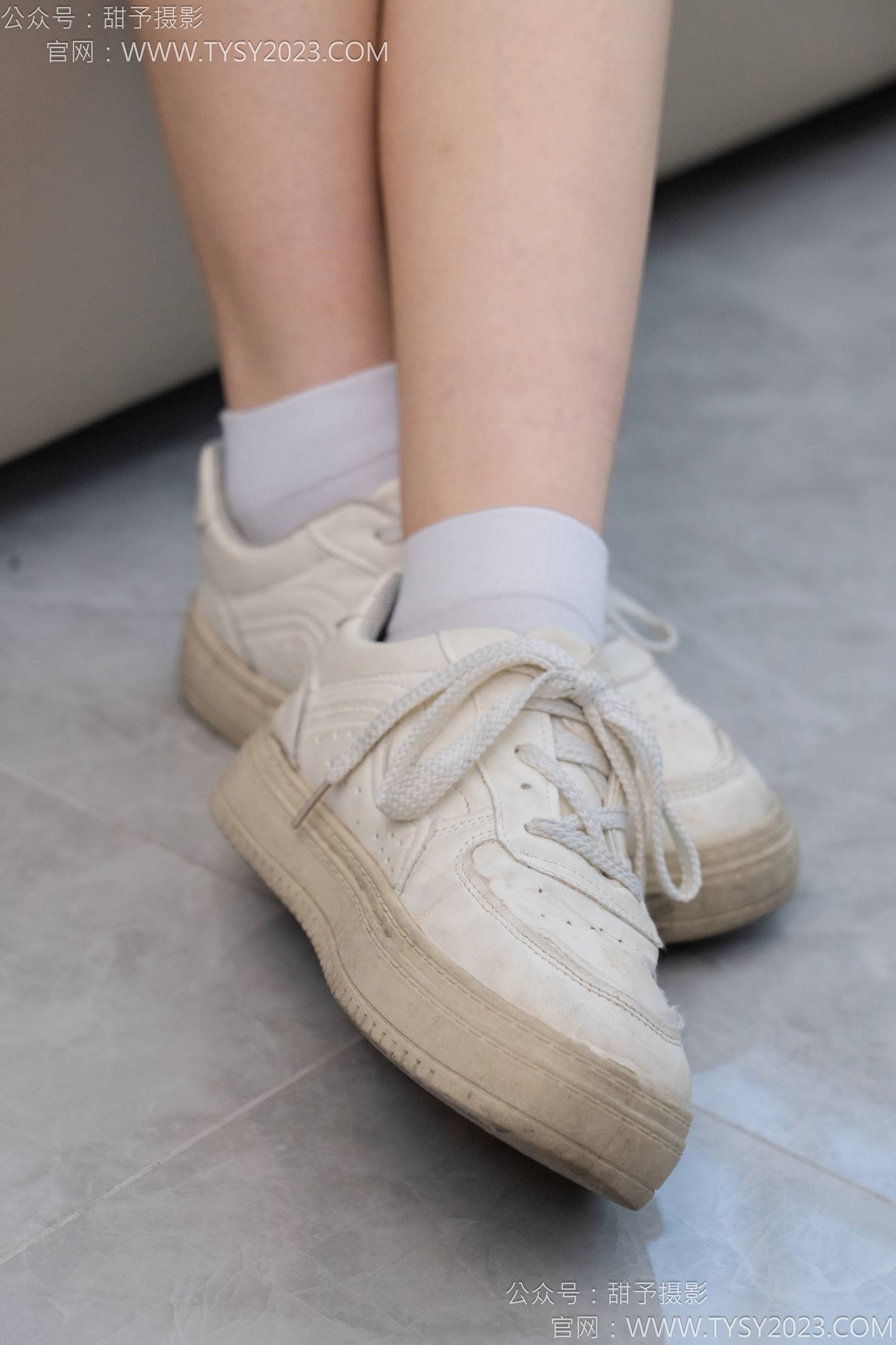 图片[27]-甜予摄影 NO.126 诺诺-板鞋、白棉袜、裸足[112P] – 速更版-美库