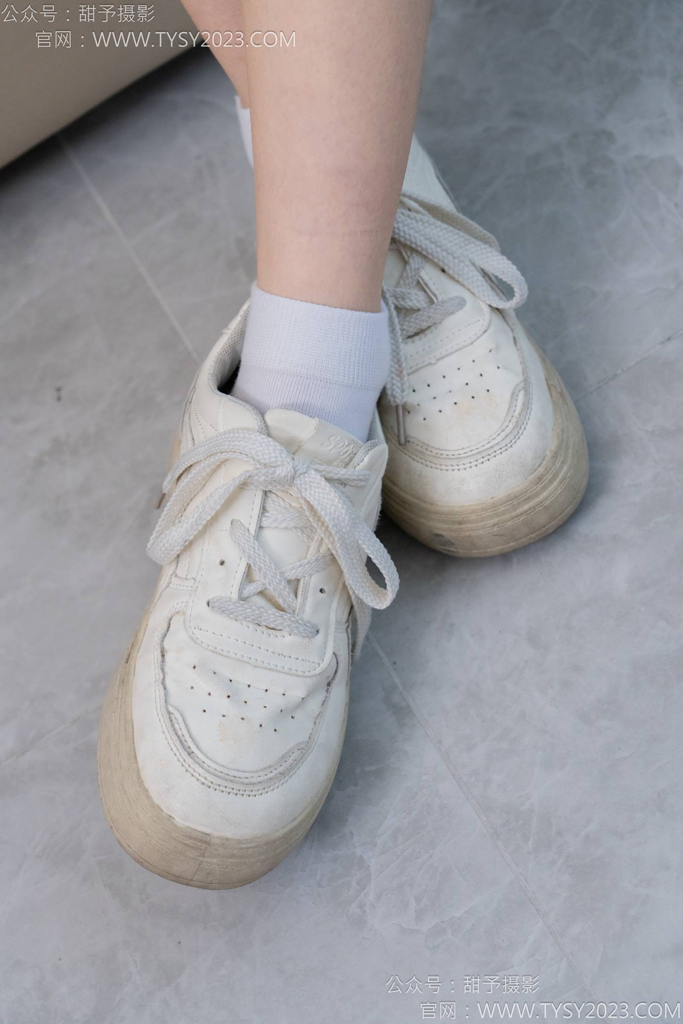 图片[28]-甜予摄影 NO.126 诺诺-板鞋、白棉袜、裸足[112P] – 速更版-美库