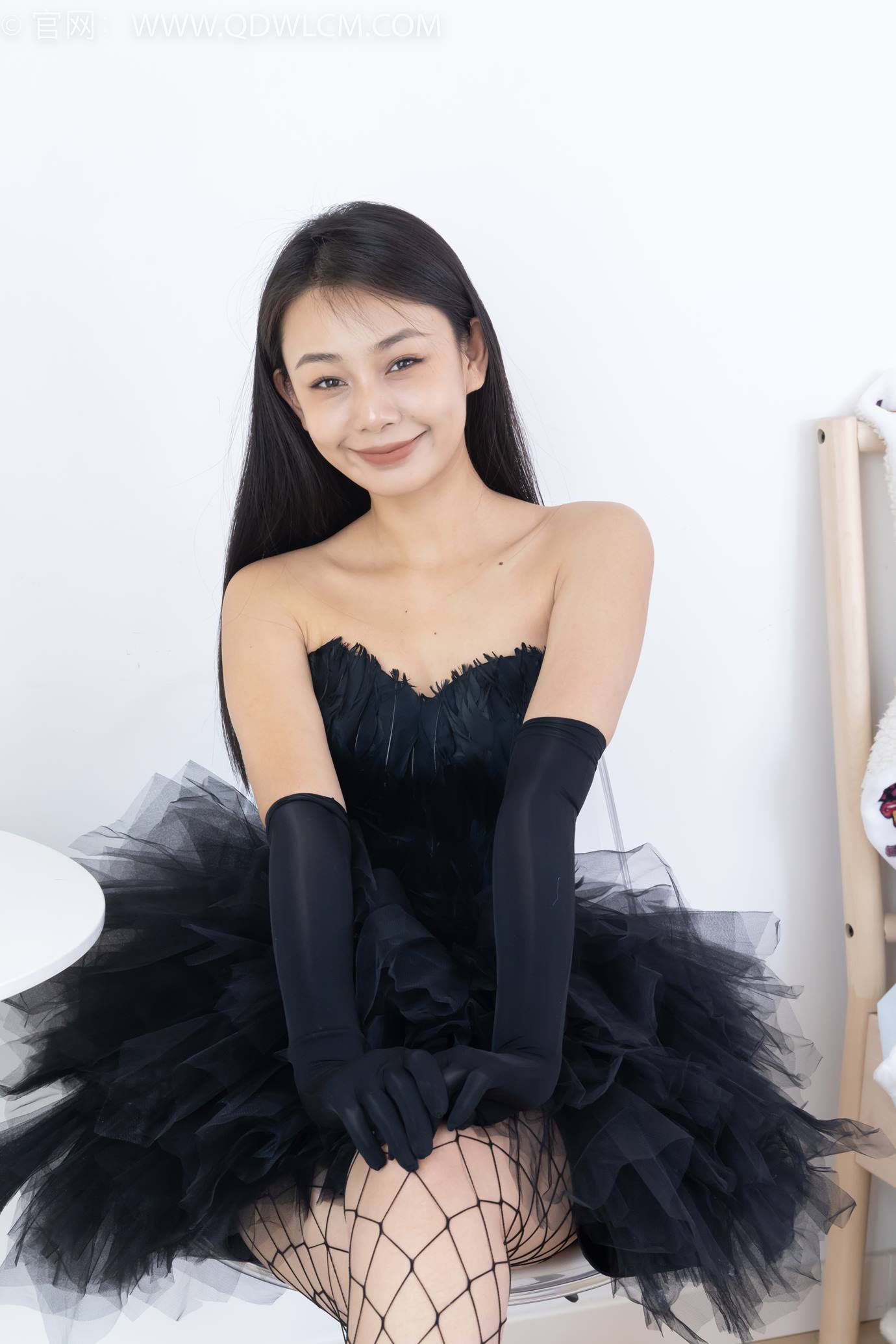 图片[164]-物恋传媒 NO.2287 岚岚-高跟鞋、黑色网袜、裸足[164P] – 速更版-美库