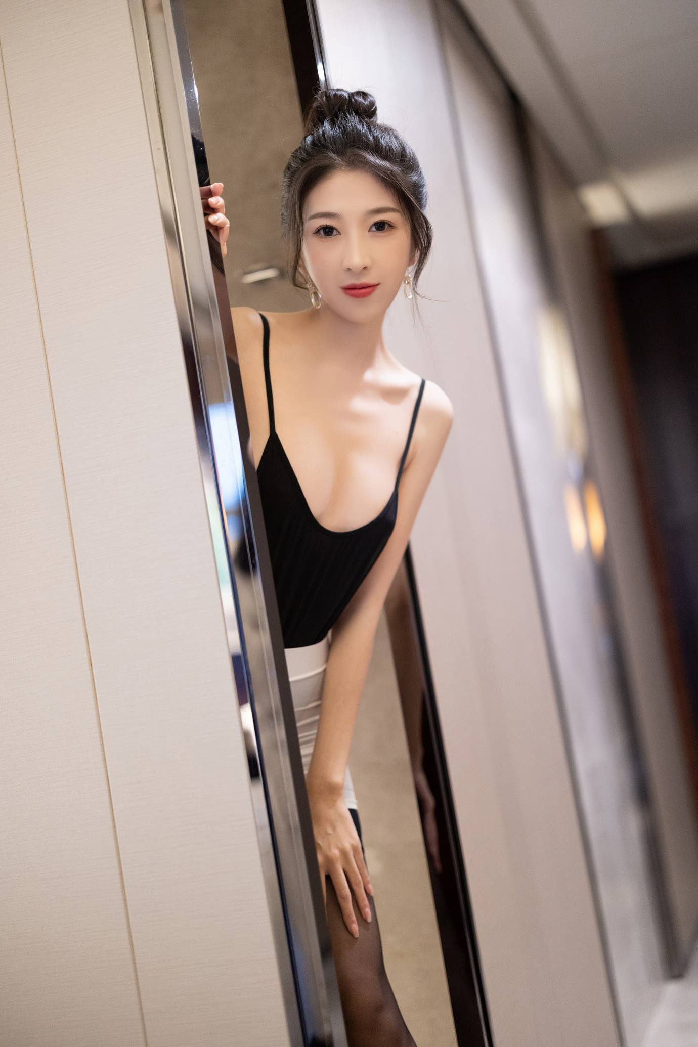 图片[22]-林乐一 – 白色短裙[43P] – 速更版-美库