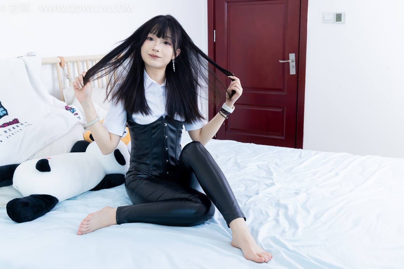 图片[37]-物恋传媒 NO.2289 嘟嘟-长靴、高跟凉鞋、白棉袜、裸足[172P] – 速更版-美库