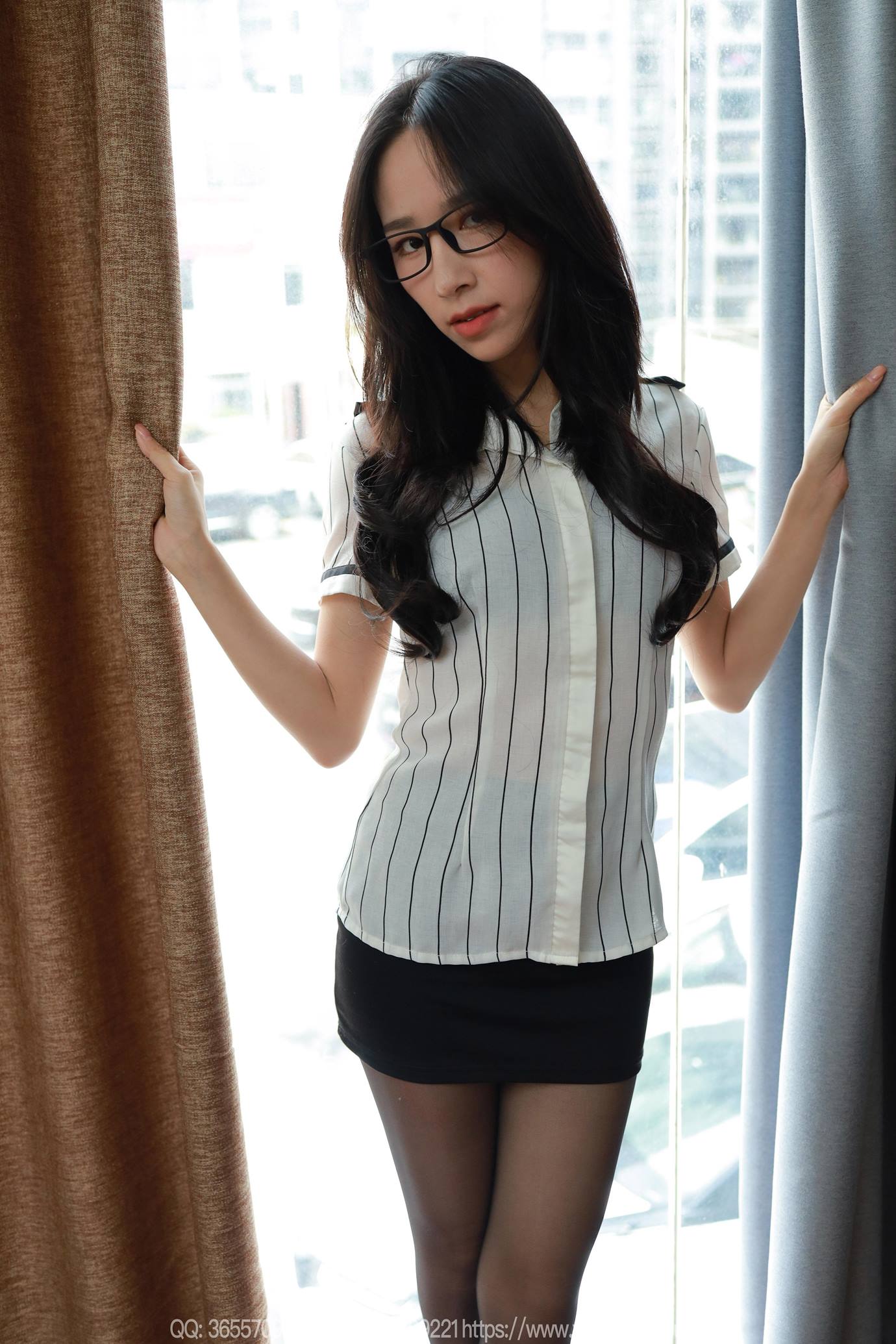 图片[51]-[IESS异思趣向] 2025.03.13 丝享家2000：美子《黑丝眼镜妹》[90P] – 速更版-美库