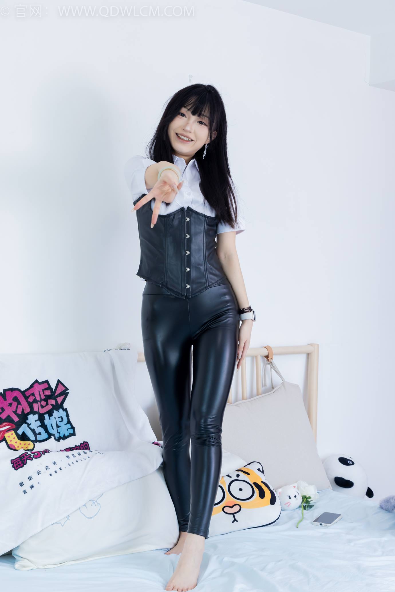 图片[73]-物恋传媒 NO.2289 嘟嘟-长靴、高跟凉鞋、白棉袜、裸足[172P] – 速更版-美库