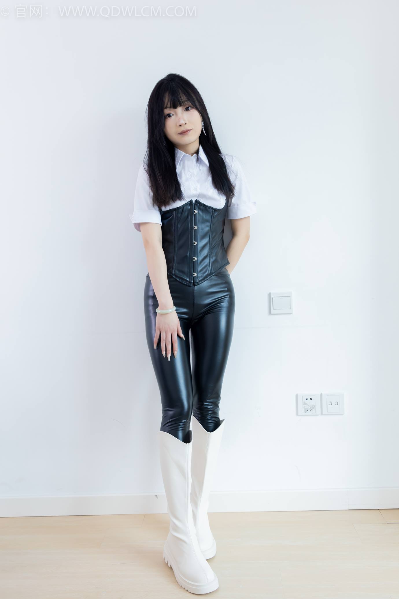 图片[117]-物恋传媒 NO.2289 嘟嘟-长靴、高跟凉鞋、白棉袜、裸足[172P] – 速更版-美库