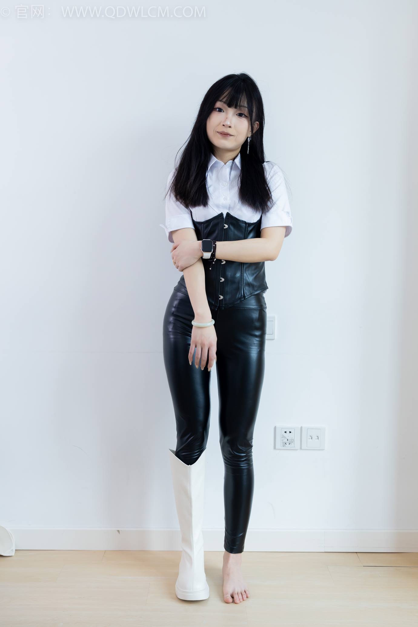 图片[133]-物恋传媒 NO.2289 嘟嘟-长靴、高跟凉鞋、白棉袜、裸足[172P] – 速更版-美库