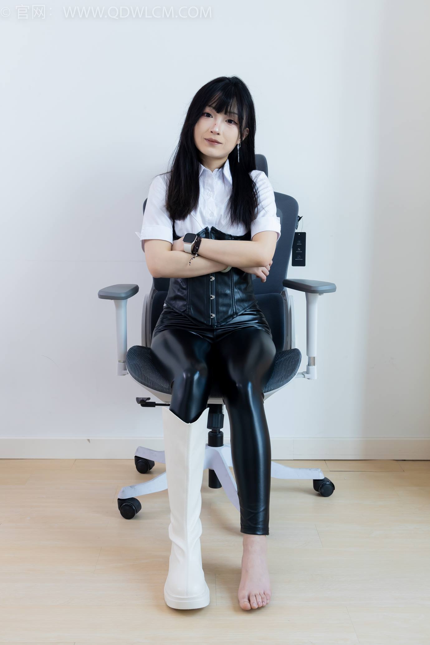 图片[156]-物恋传媒 NO.2289 嘟嘟-长靴、高跟凉鞋、白棉袜、裸足[172P] – 速更版-美库