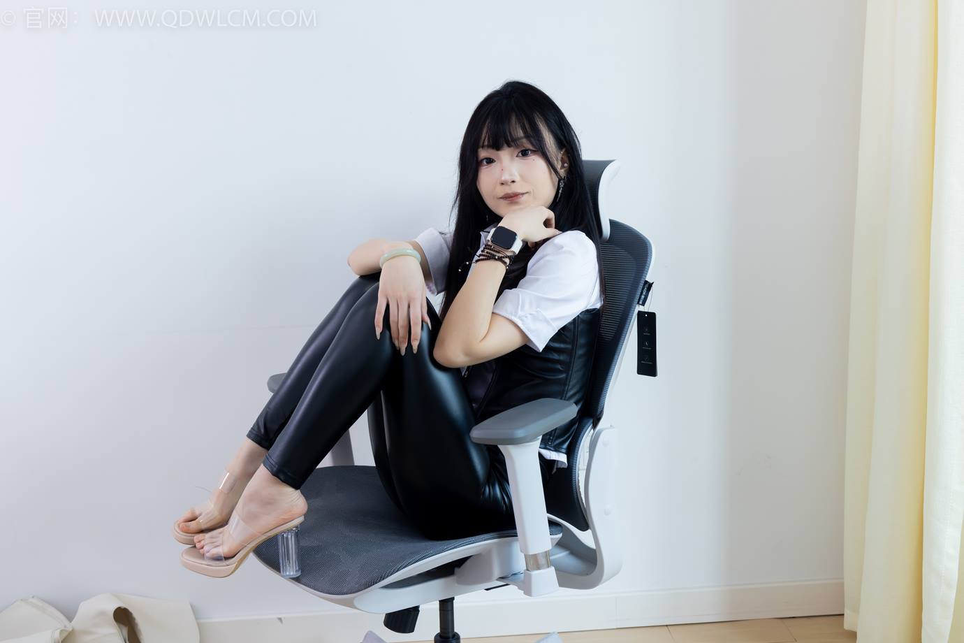 图片[157]-物恋传媒 NO.2289 嘟嘟-长靴、高跟凉鞋、白棉袜、裸足[172P] – 速更版-美库