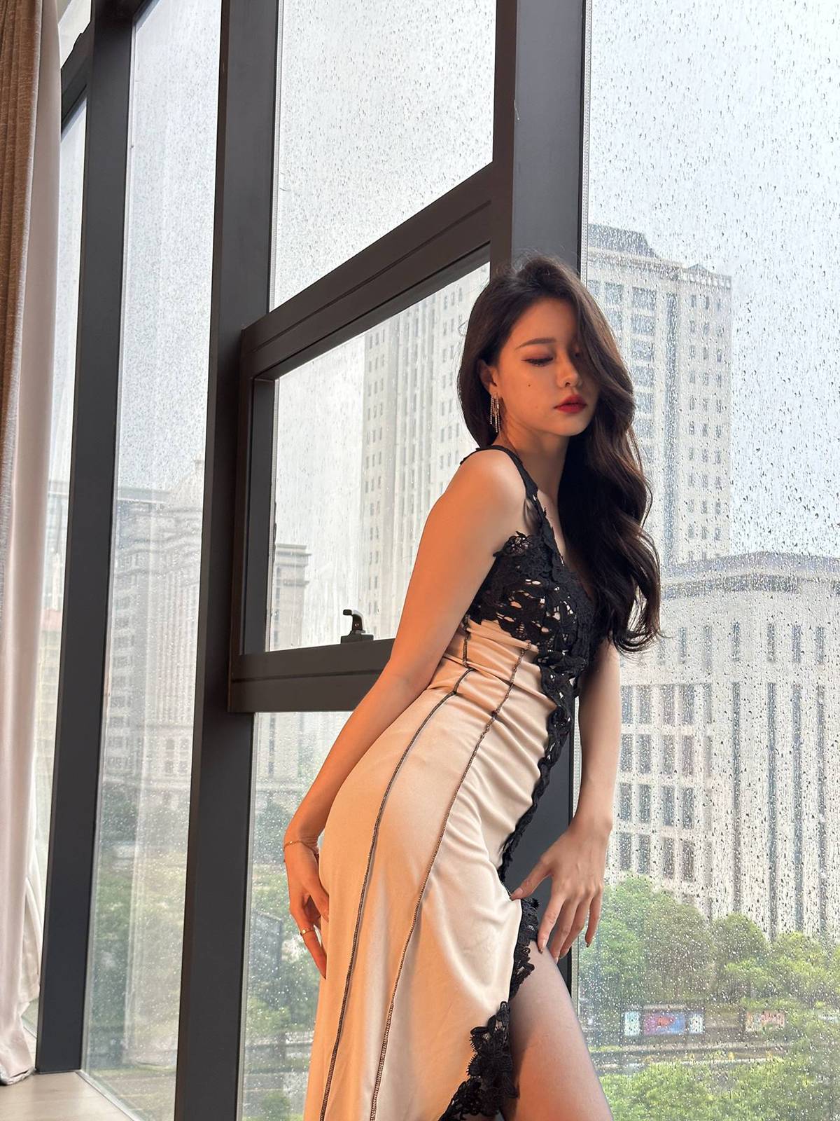 图片[19]-Sia不吃鱼 – 细腰翘臀黑丝[29P] – 速更版-美库