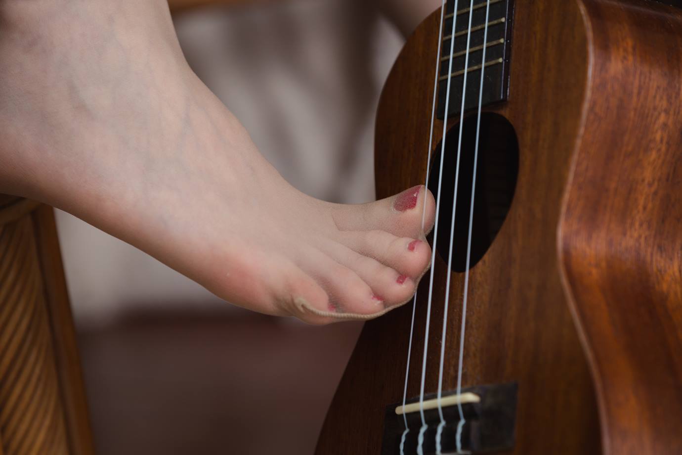 图片[37]-Sia不吃鱼 – 红色高跟[87P] – 速更版-美库