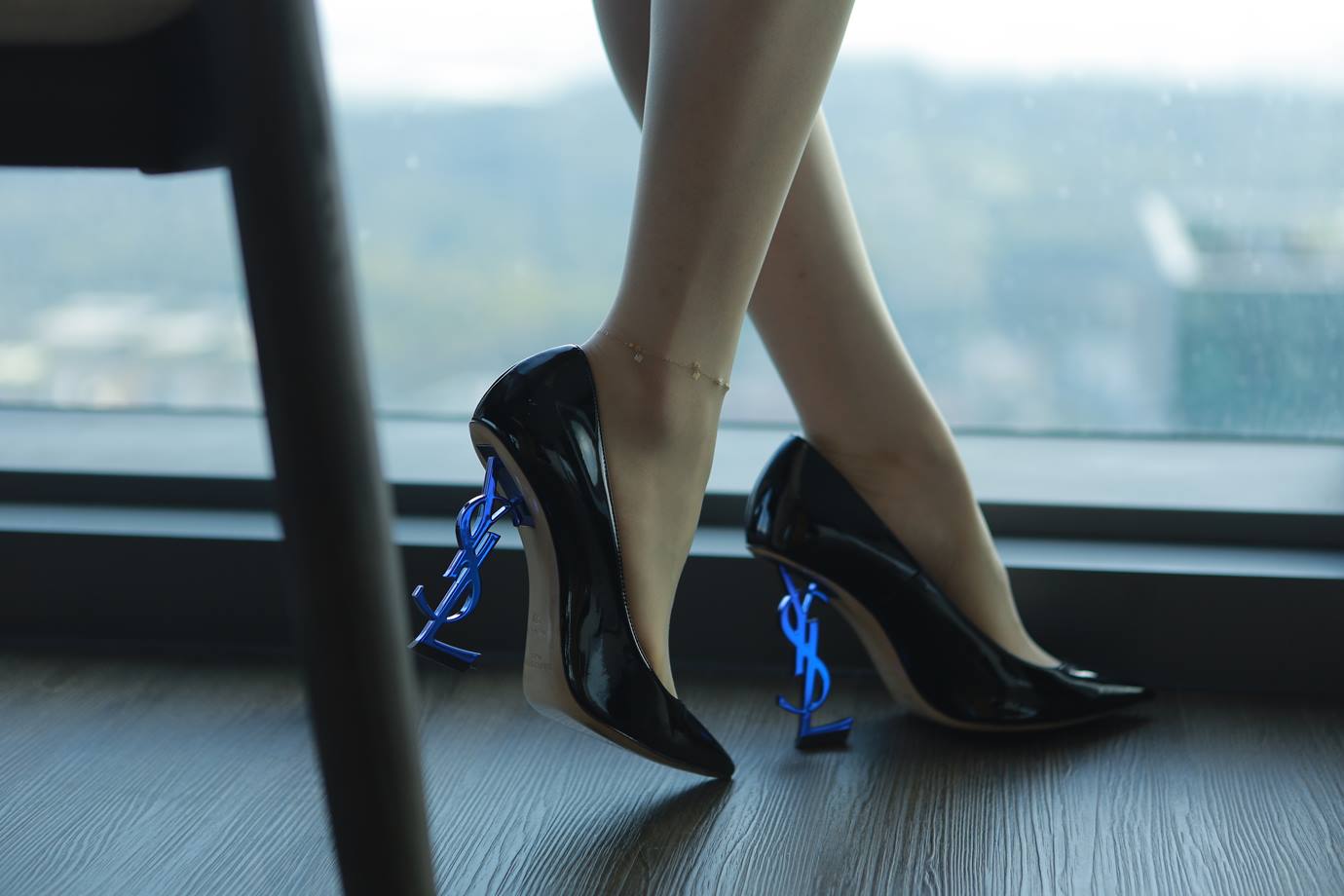 图片[65]-Sia不吃鱼  – 黑色系肉丝OL[97P] – 速更版-美库