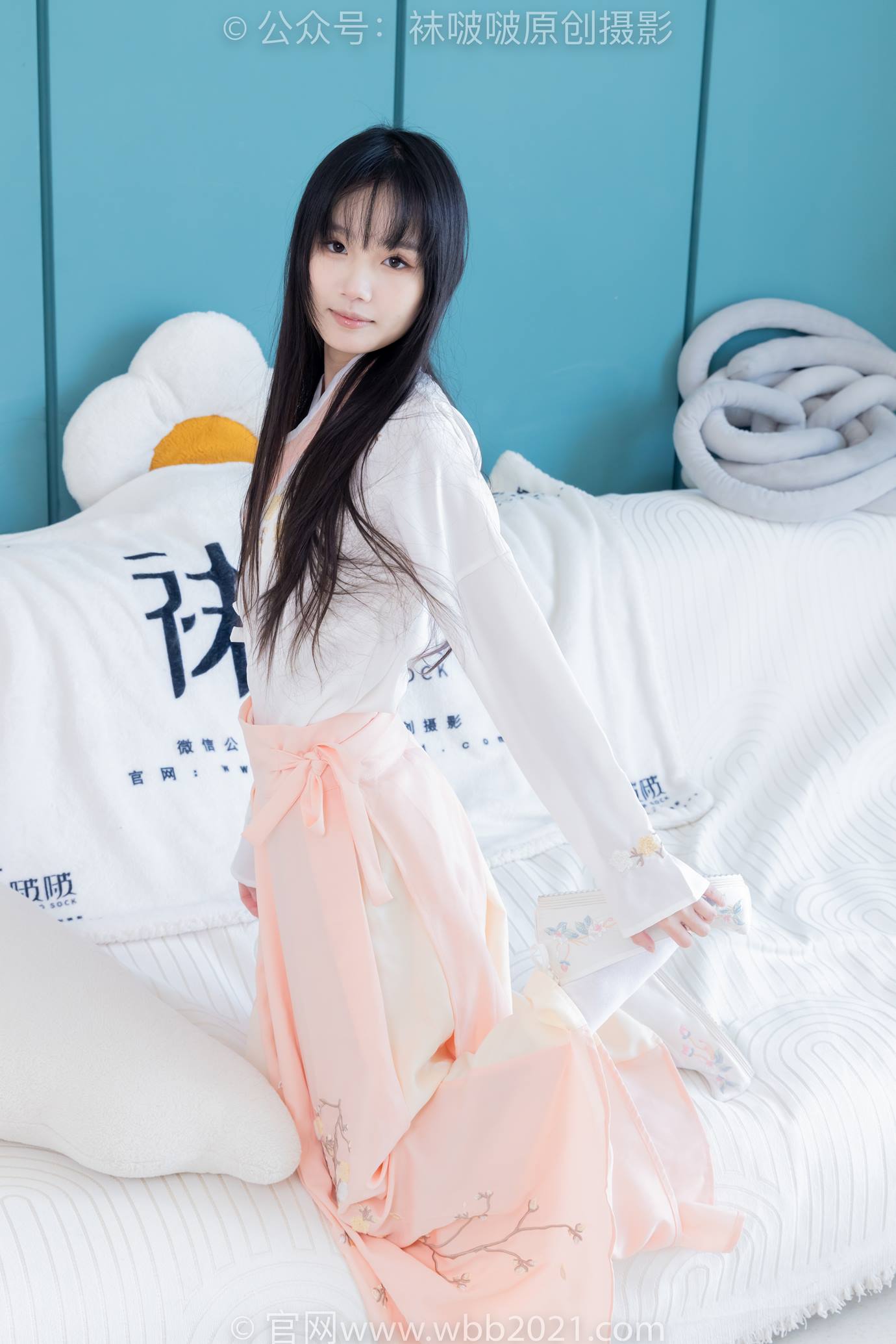 图片[17]-[BoBoSocks袜啵啵]NO.518 甜甜圈-平底鞋、白棉袜、裸足、汉服古装[150P] – 速更版-美库