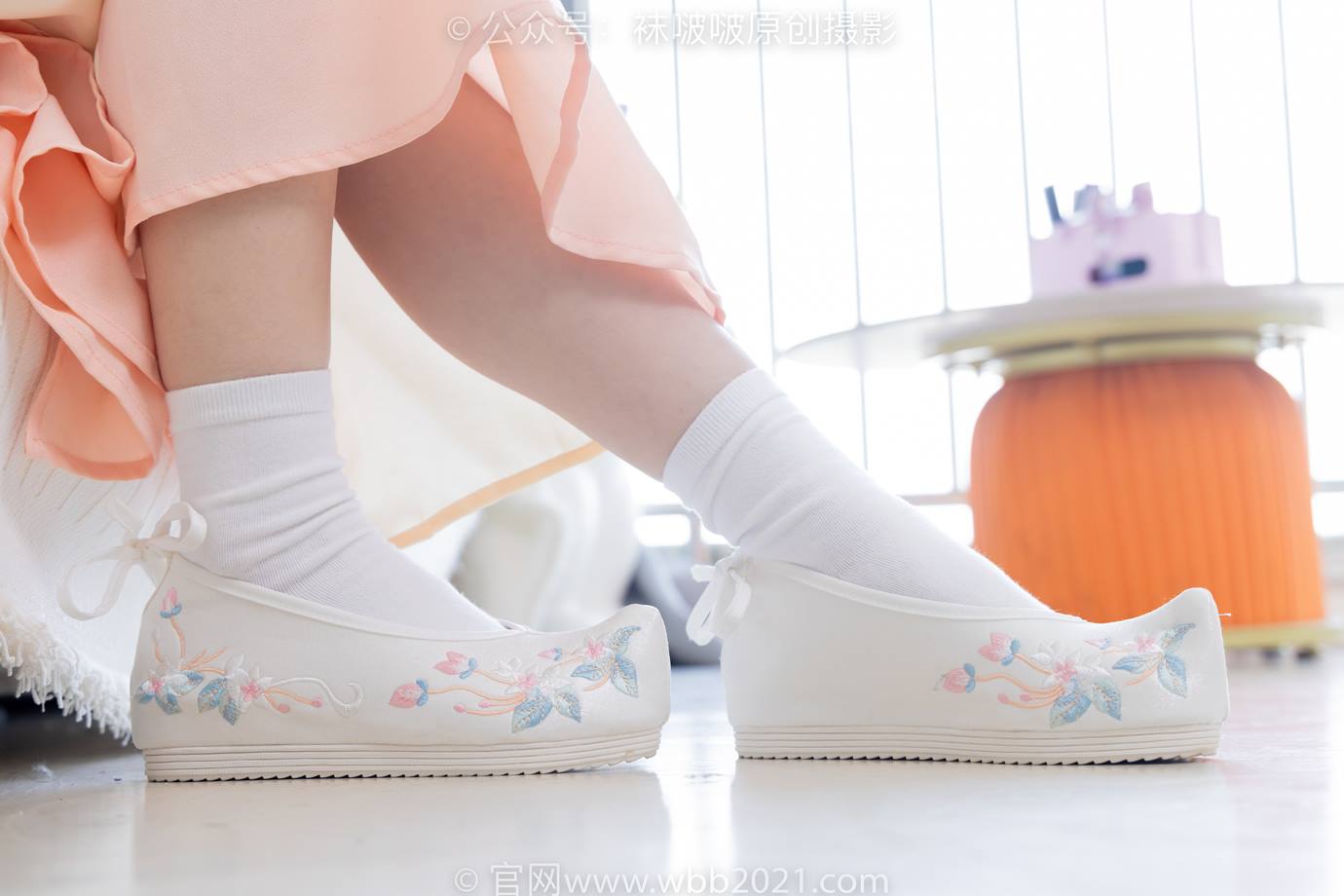 图片[24]-[BoBoSocks袜啵啵]NO.518 甜甜圈-平底鞋、白棉袜、裸足、汉服古装[150P] – 速更版-美库
