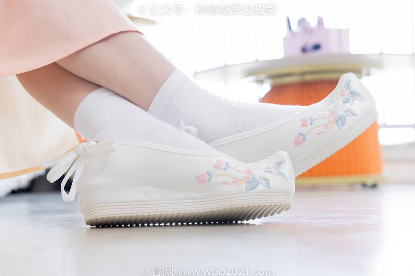图片[25]-[BoBoSocks袜啵啵]NO.518 甜甜圈-平底鞋、白棉袜、裸足、汉服古装[150P] – 速更版-美库