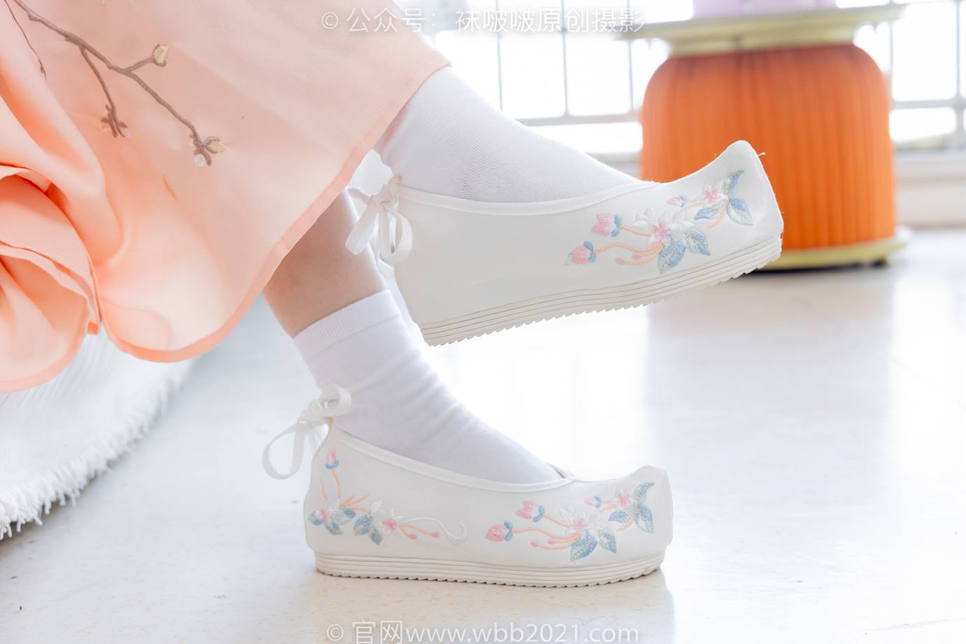 图片[26]-[BoBoSocks袜啵啵]NO.518 甜甜圈-平底鞋、白棉袜、裸足、汉服古装[150P] – 速更版-美库