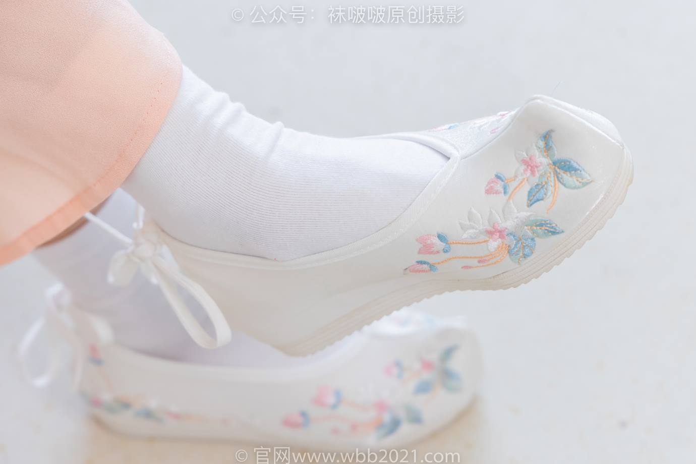 图片[27]-[BoBoSocks袜啵啵]NO.518 甜甜圈-平底鞋、白棉袜、裸足、汉服古装[150P] – 速更版-美库