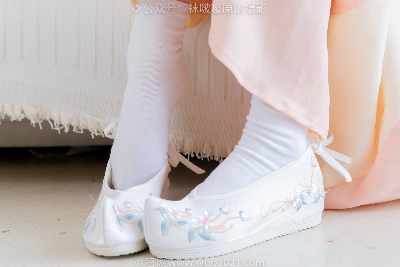 图片[40]-[BoBoSocks袜啵啵]NO.518 甜甜圈-平底鞋、白棉袜、裸足、汉服古装[150P] – 速更版-美库