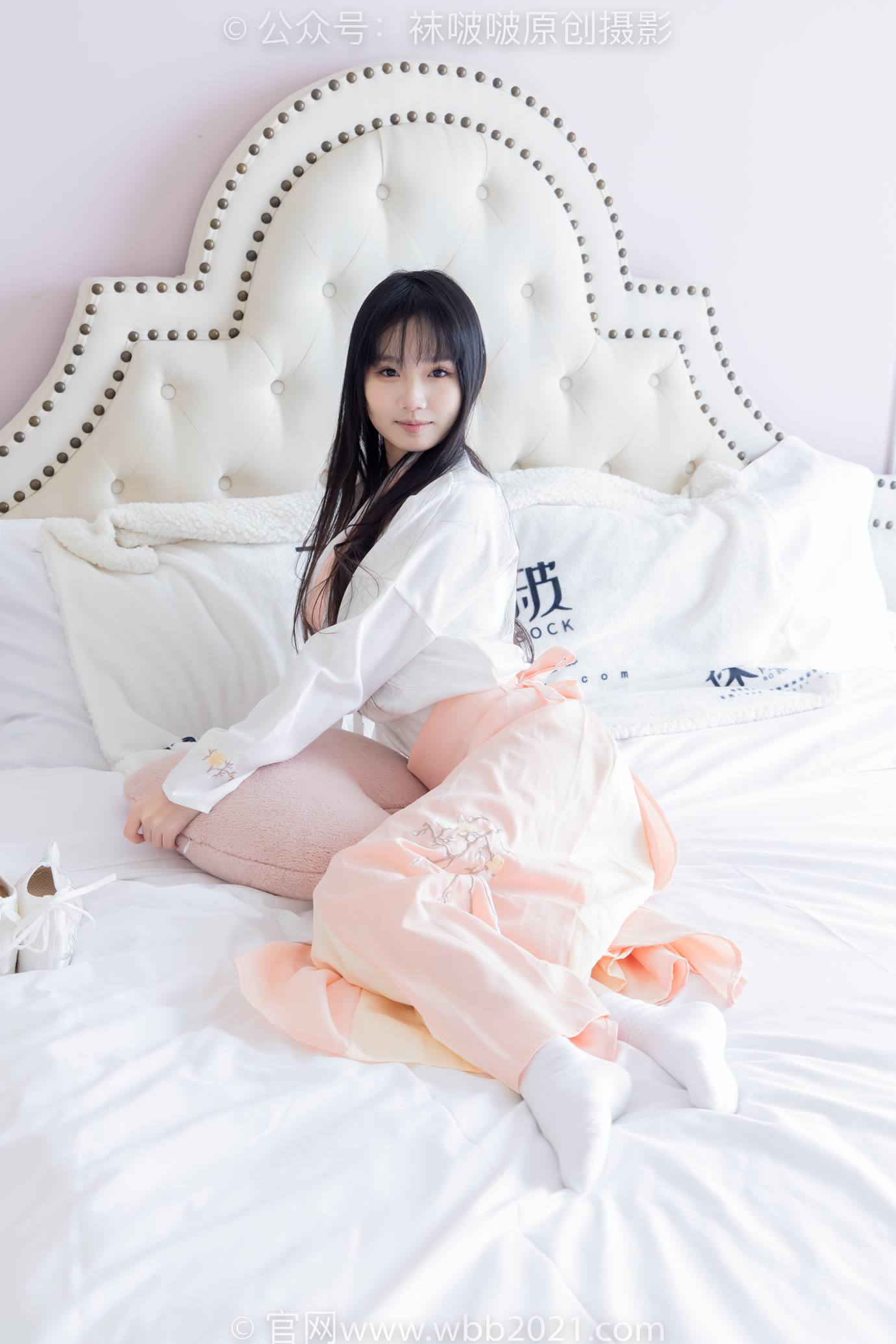 图片[53]-[BoBoSocks袜啵啵]NO.518 甜甜圈-平底鞋、白棉袜、裸足、汉服古装[150P] – 速更版-美库