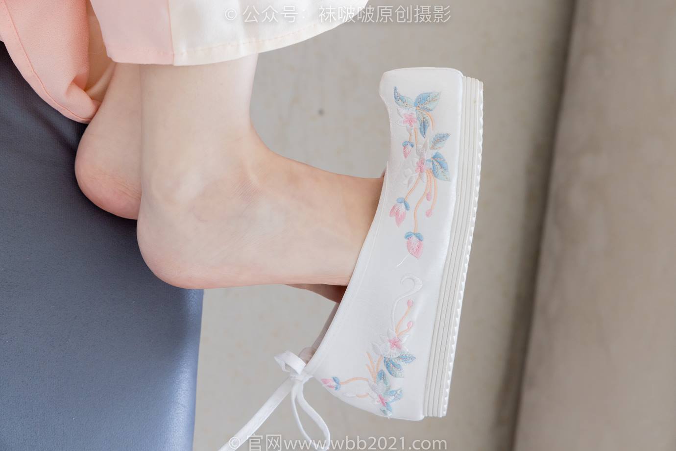 图片[123]-[BoBoSocks袜啵啵]NO.518 甜甜圈-平底鞋、白棉袜、裸足、汉服古装[150P] – 速更版-美库