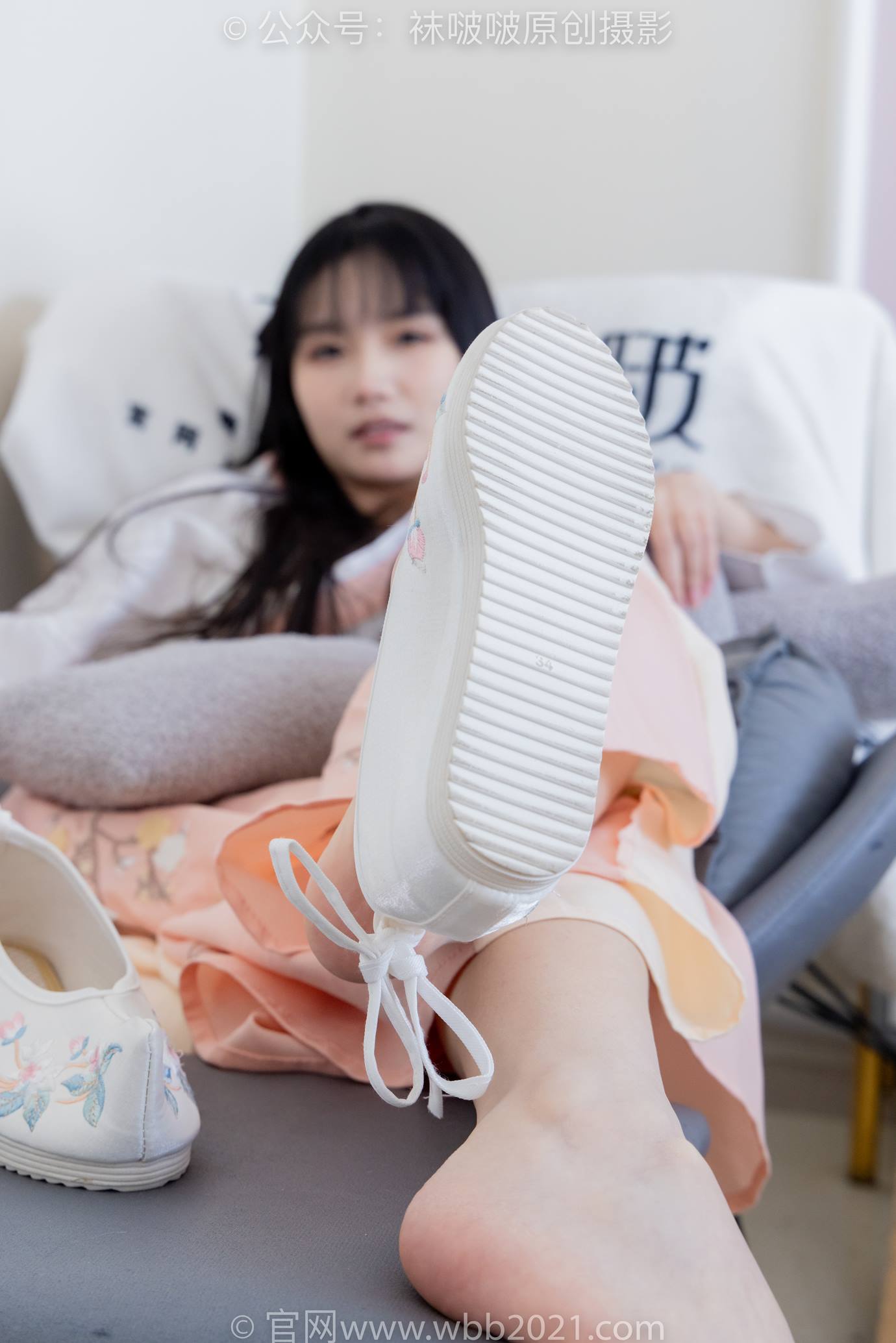 图片[129]-[BoBoSocks袜啵啵]NO.518 甜甜圈-平底鞋、白棉袜、裸足、汉服古装[150P] – 速更版-美库