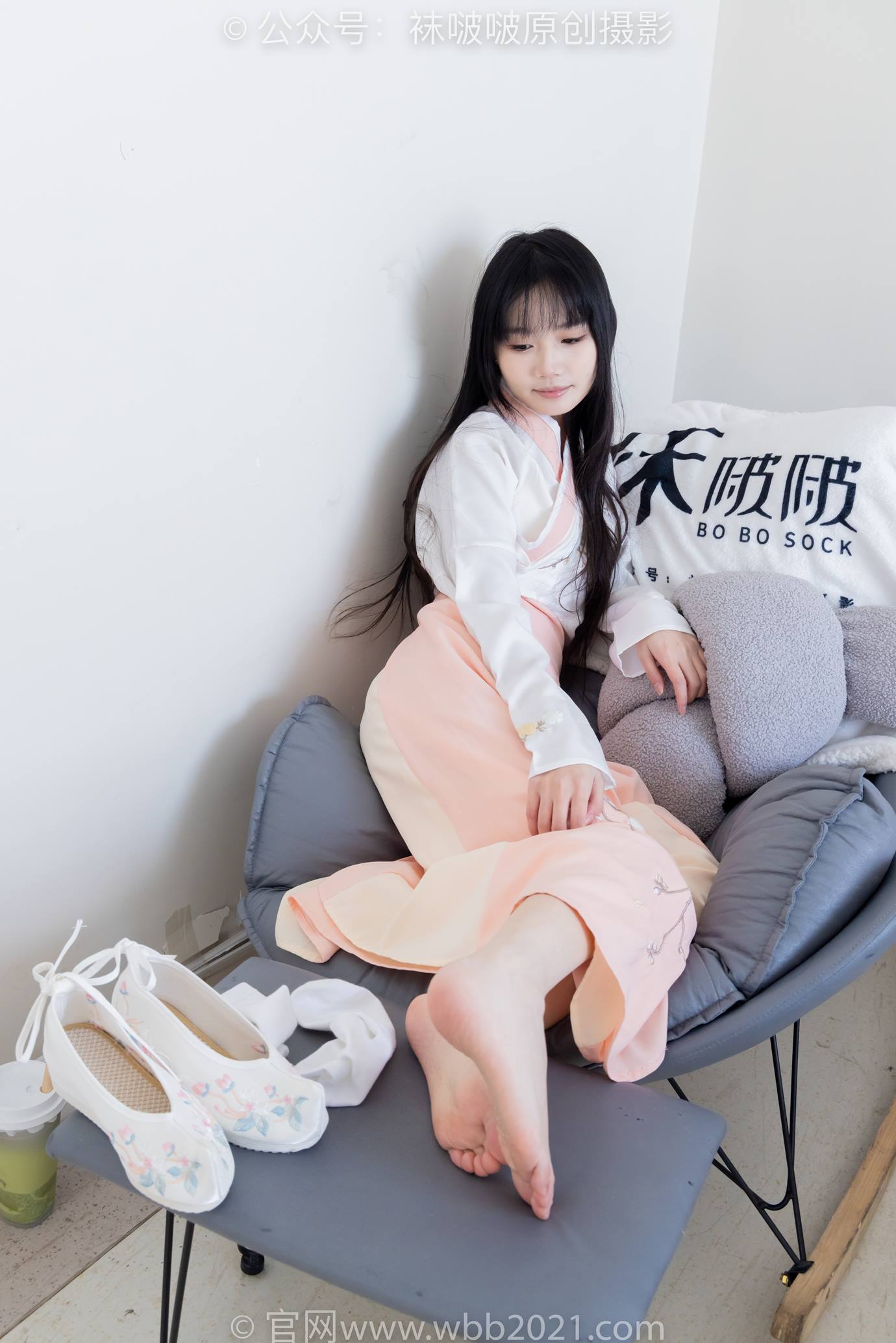 图片[150]-[BoBoSocks袜啵啵]NO.518 甜甜圈-平底鞋、白棉袜、裸足、汉服古装[150P] – 速更版-美库