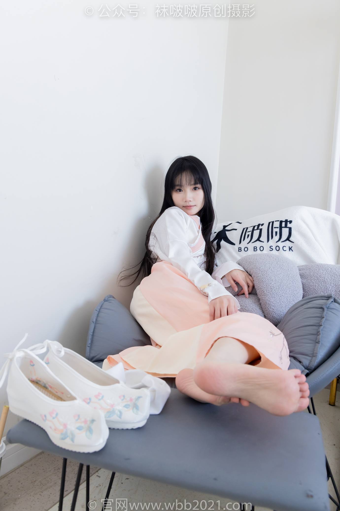 图片[151]-[BoBoSocks袜啵啵]NO.518 甜甜圈-平底鞋、白棉袜、裸足、汉服古装[150P] – 速更版-美库