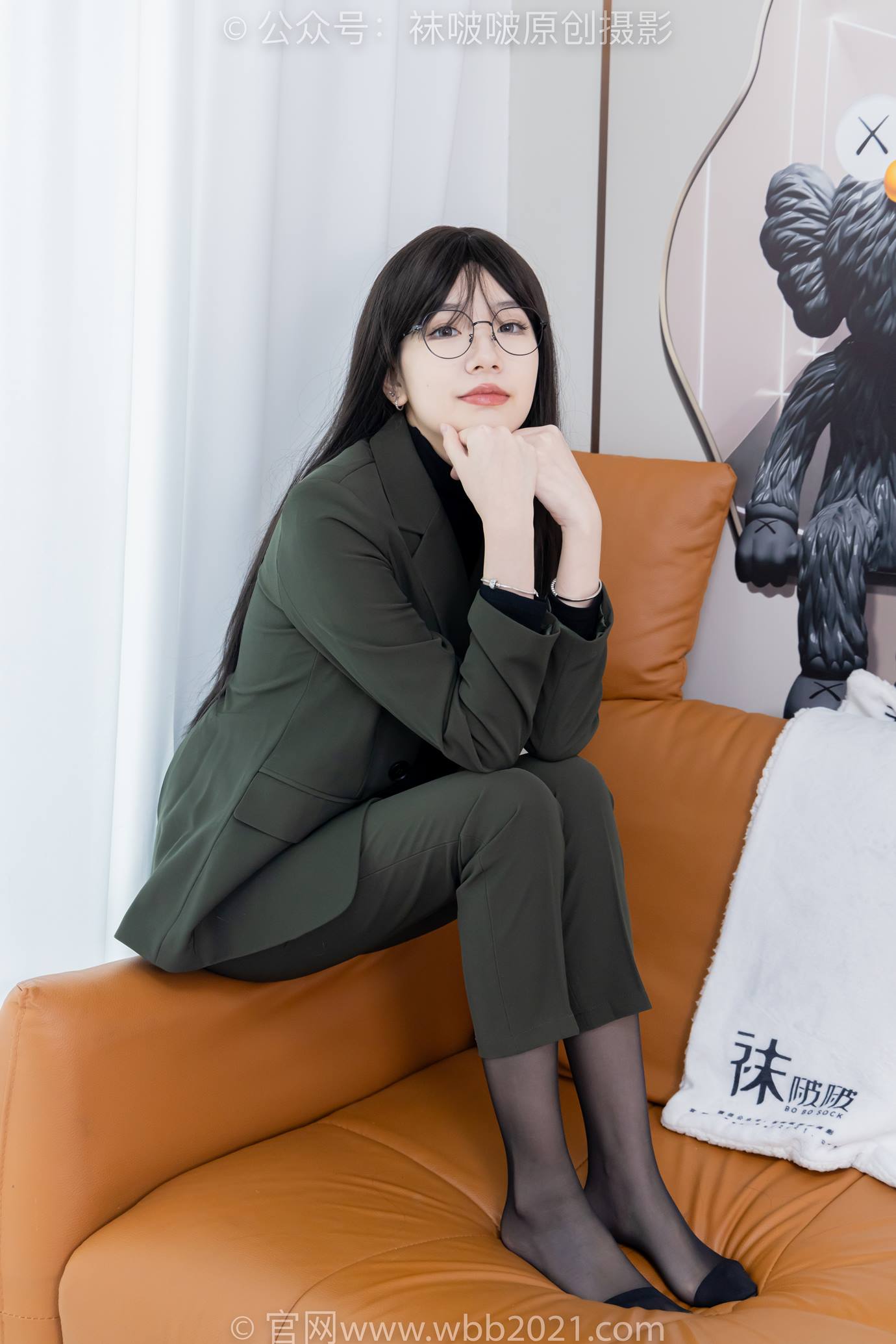 图片[43]-[BoBoSocks袜啵啵]NO.519 小甜豆 高跟鞋、薄黑丝、裸足、ol制服、裤里丝[100P] – 速更版-美库
