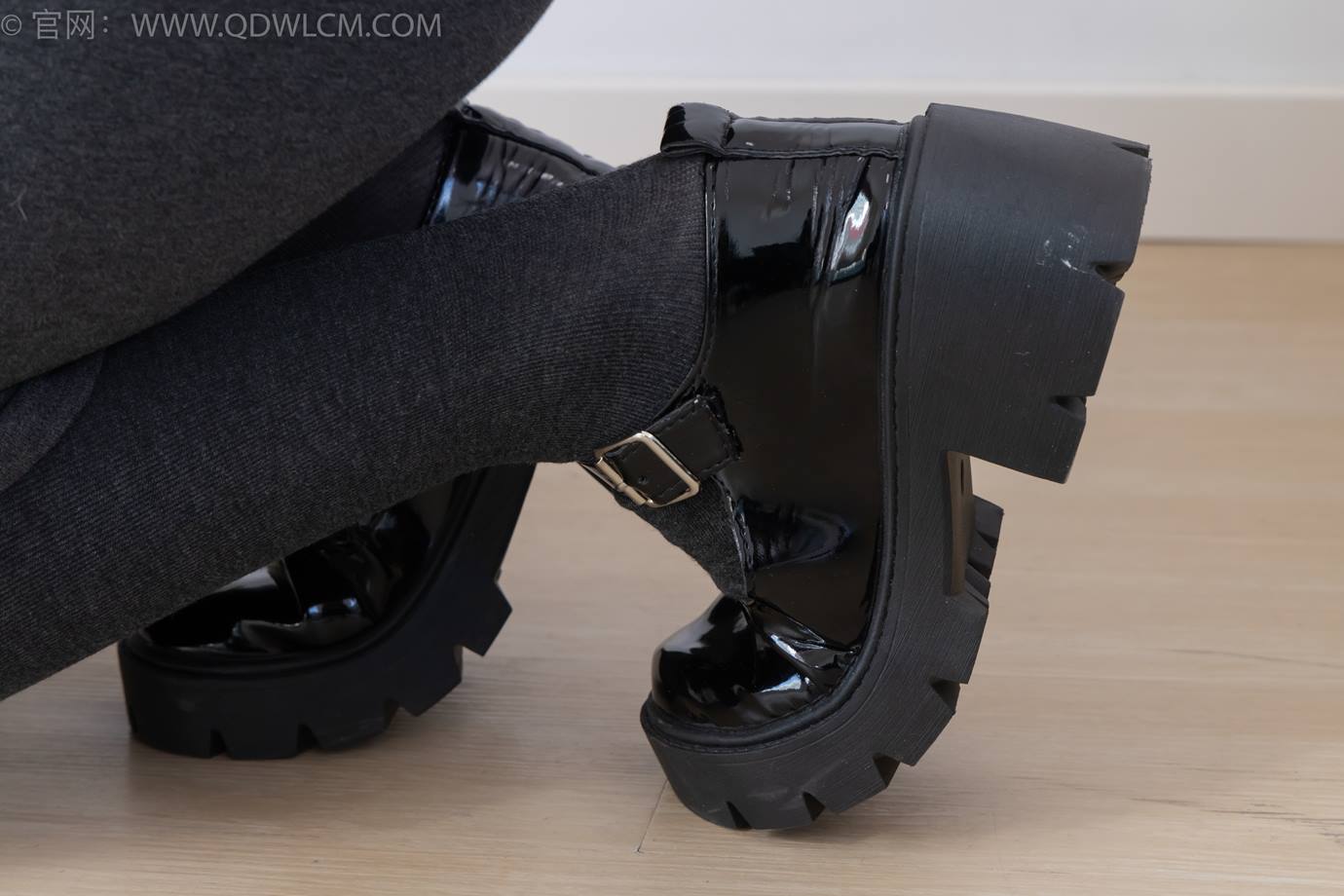 图片[28]-物恋传媒 NO.2291 岚岚-皮鞋、厚灰丝[130P] – 速更版-美库