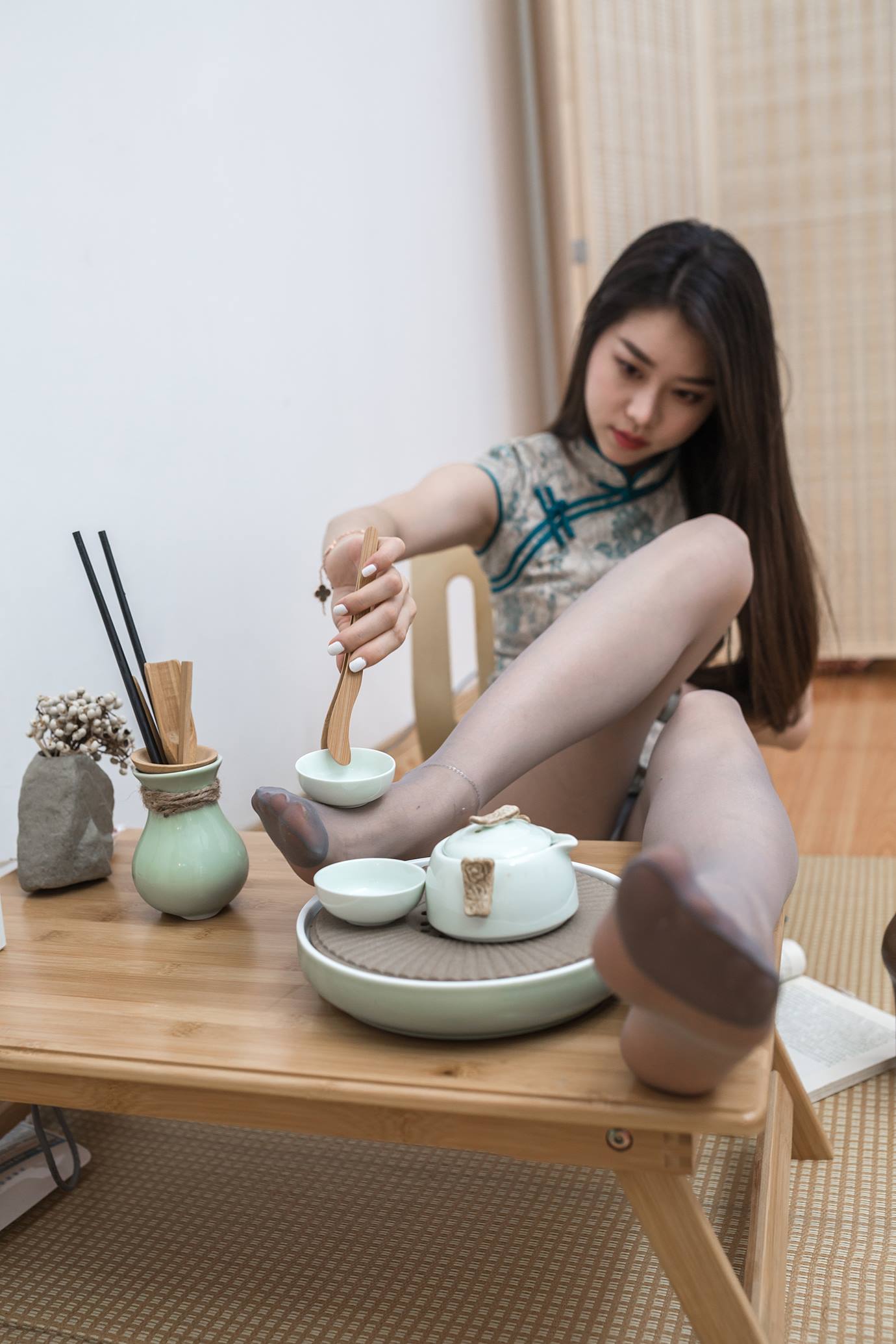 图片[26]-Sia不吃鱼  – 茶艺旗袍丝足[97P] – 速更版-美库
