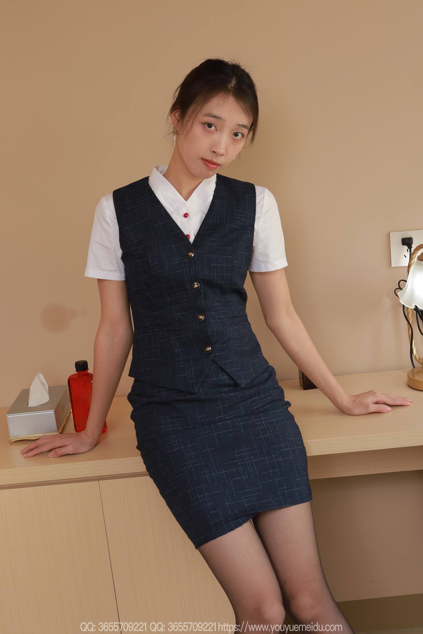 图片[78]-[IESS异思趣向] 2025.03.17 丝享家2003：小九《黑丝服务生（上）》[90P] – 速更版-美库