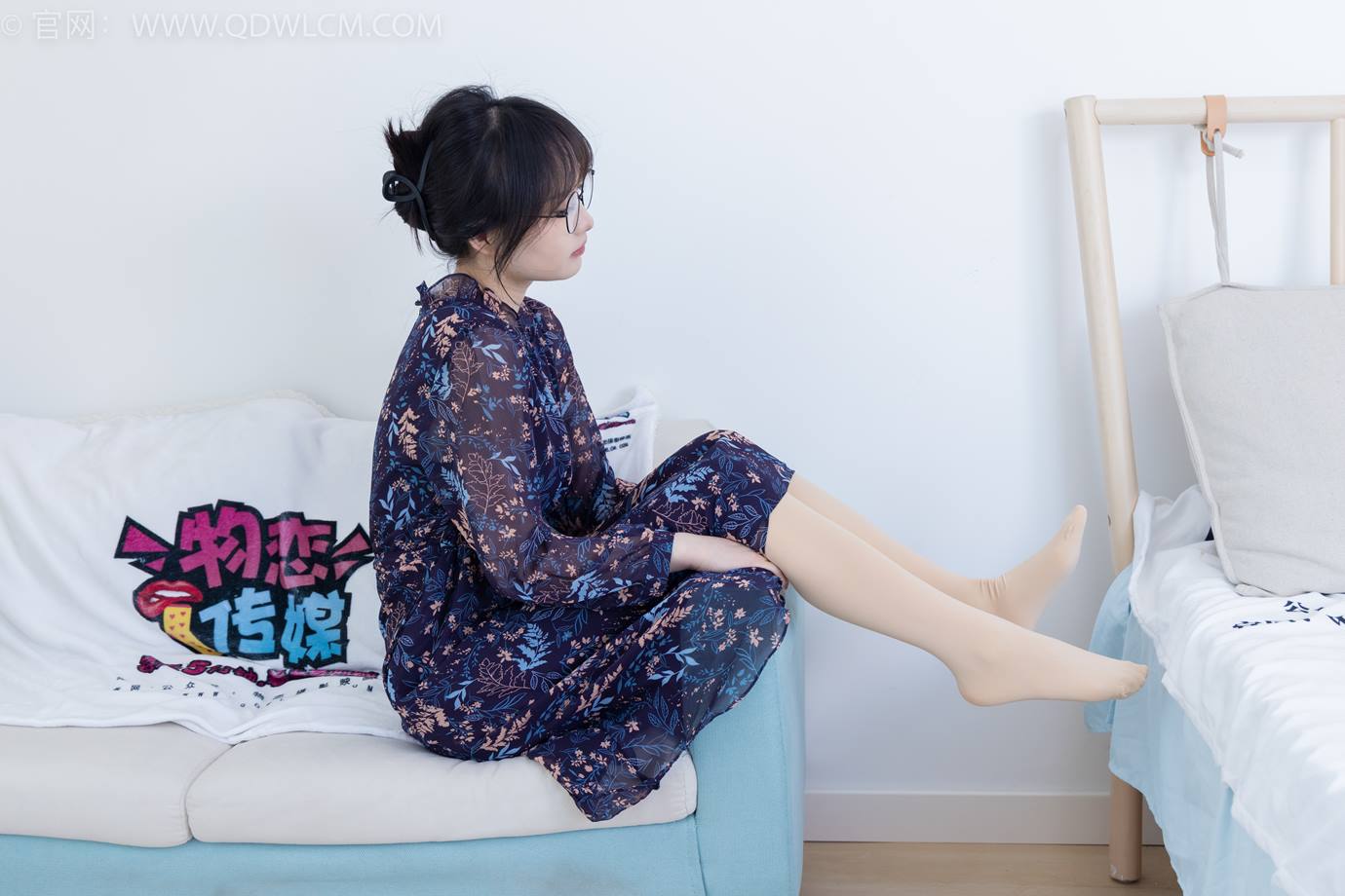 图片[27]-物恋传媒 NO.2292 小酒-短靴、厚肉丝、踩小蛋糕剧情[106P] – 速更版-美库