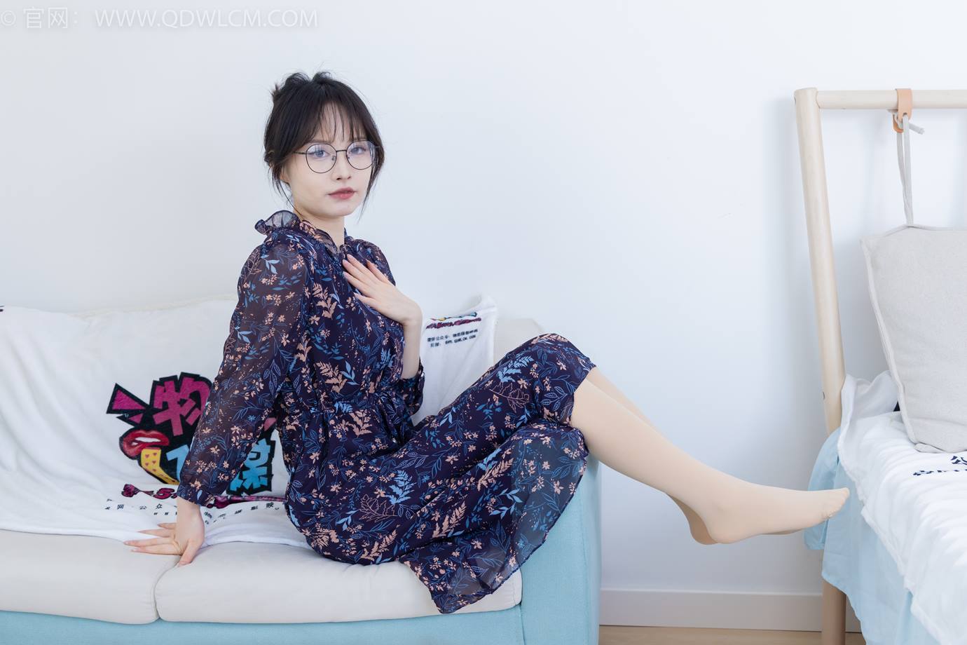 图片[30]-物恋传媒 NO.2292 小酒-短靴、厚肉丝、踩小蛋糕剧情[106P] – 速更版-美库