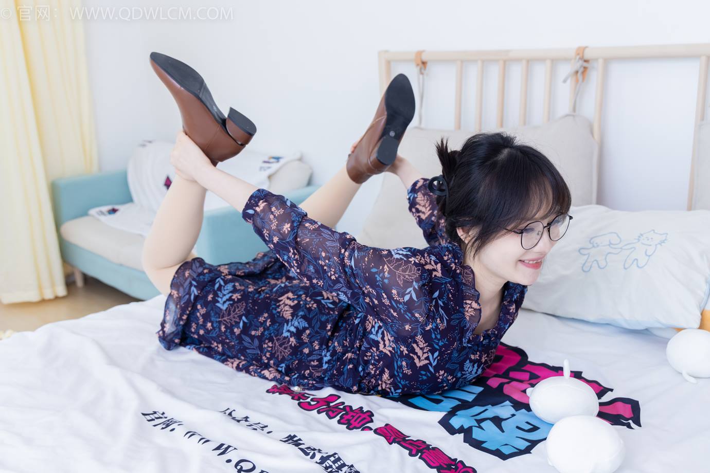 图片[63]-物恋传媒 NO.2292 小酒-短靴、厚肉丝、踩小蛋糕剧情[106P] – 速更版-美库