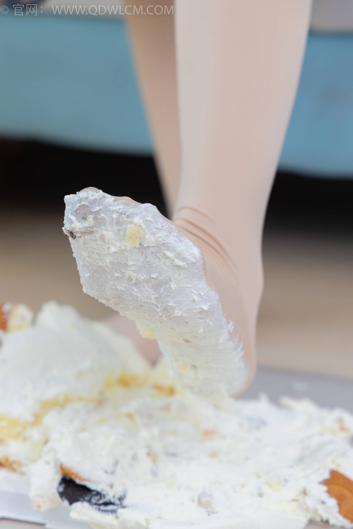 图片[97]-物恋传媒 NO.2292 小酒-短靴、厚肉丝、踩小蛋糕剧情[106P] – 速更版-美库