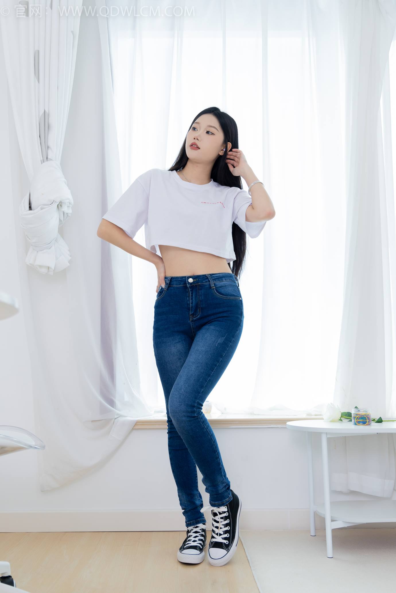 图片[11]-物恋传媒 NO.2293 小竹-匡威帆布鞋、粉色船袜、肚子疼揉肚子剧情[160P] – 速更版-美库