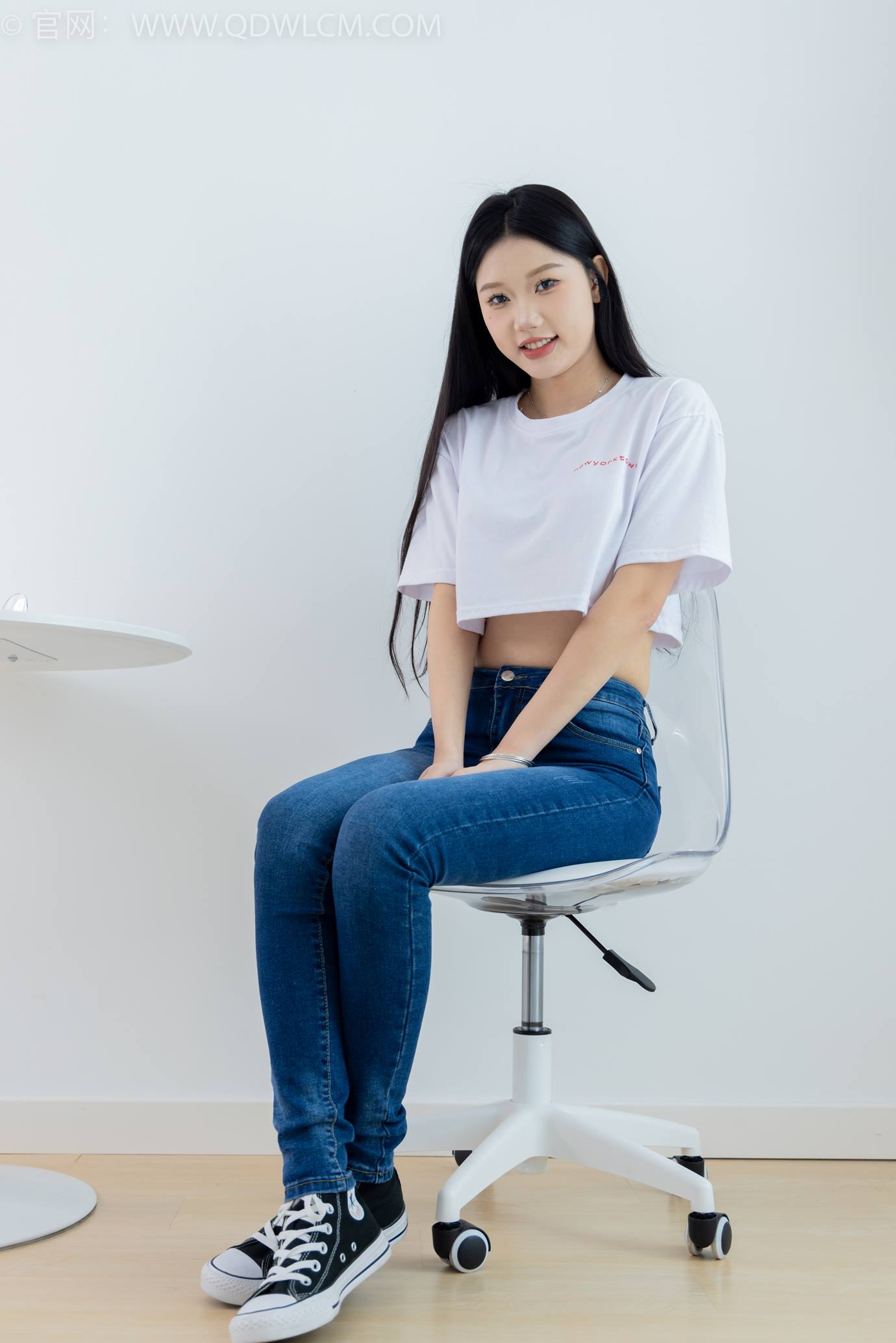 图片[24]-物恋传媒 NO.2293 小竹-匡威帆布鞋、粉色船袜、肚子疼揉肚子剧情[160P] – 速更版-美库