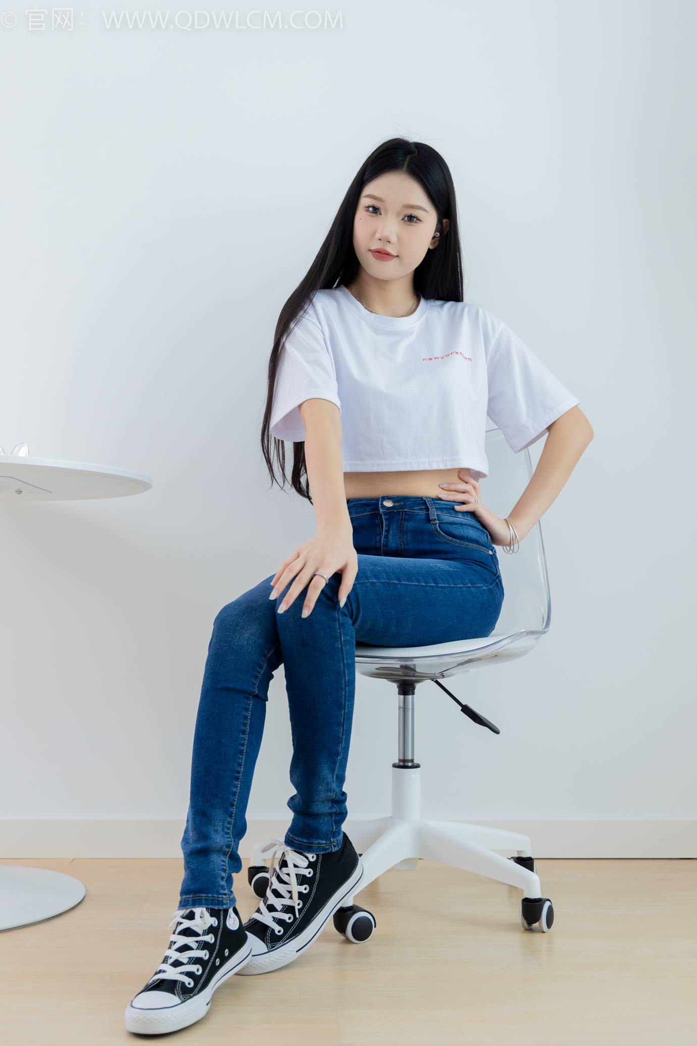 图片[27]-物恋传媒 NO.2293 小竹-匡威帆布鞋、粉色船袜、肚子疼揉肚子剧情[160P] – 速更版-美库