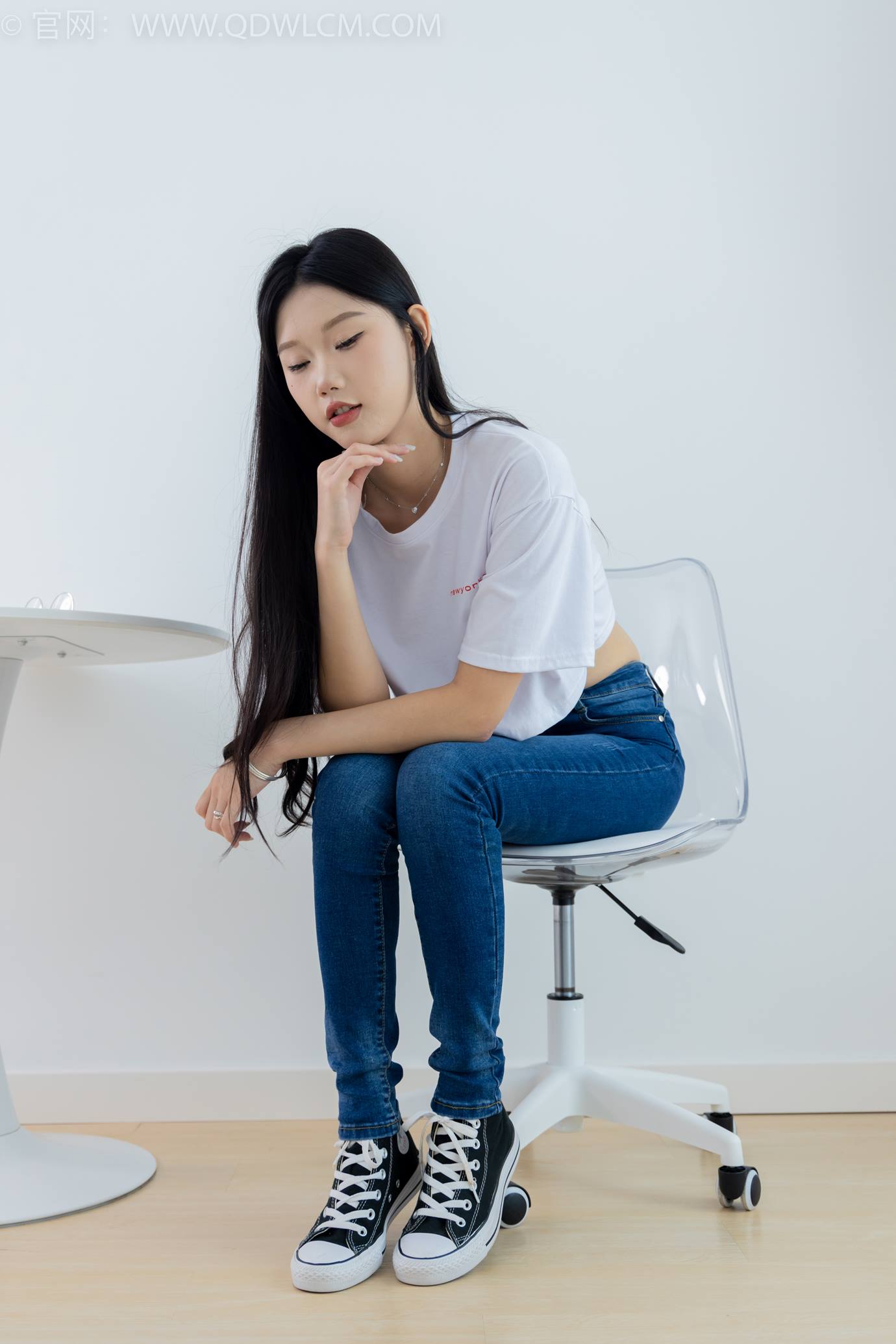 图片[30]-物恋传媒 NO.2293 小竹-匡威帆布鞋、粉色船袜、肚子疼揉肚子剧情[160P] – 速更版-美库