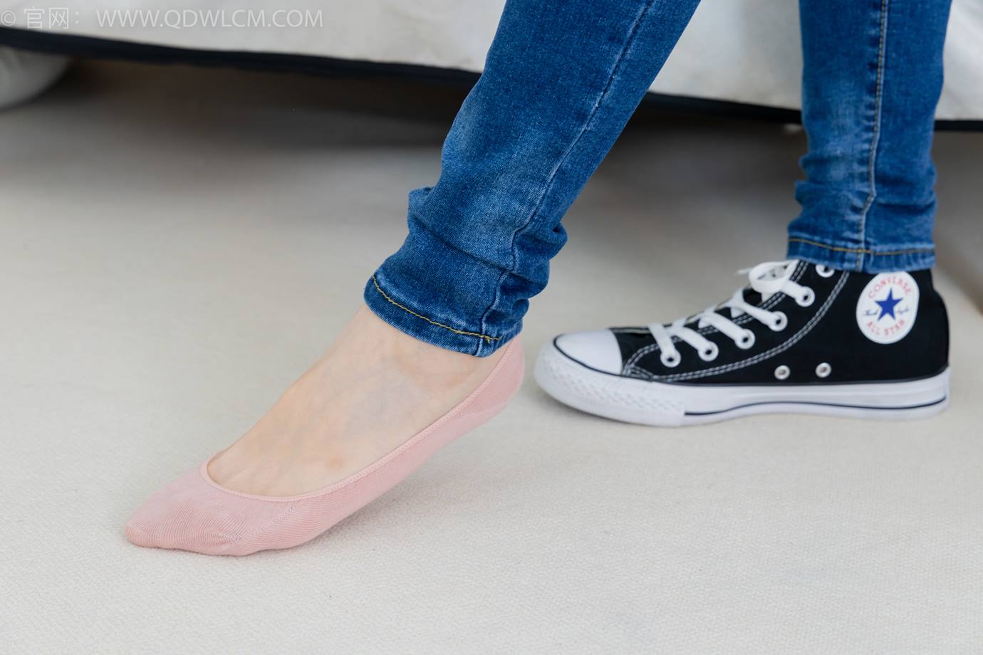 图片[64]-物恋传媒 NO.2293 小竹-匡威帆布鞋、粉色船袜、肚子疼揉肚子剧情[160P] – 速更版-美库