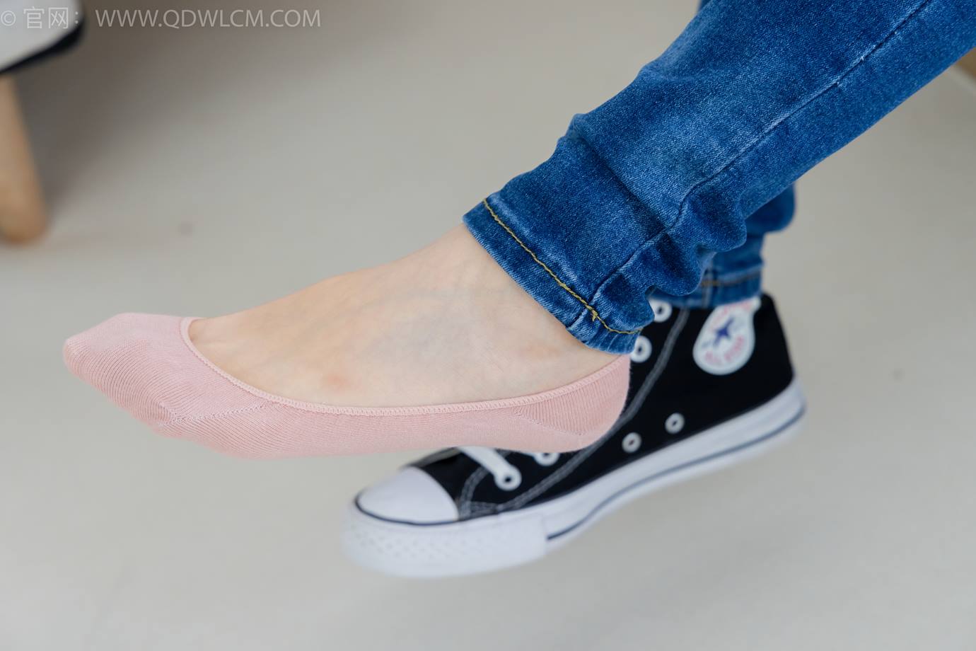 图片[75]-物恋传媒 NO.2293 小竹-匡威帆布鞋、粉色船袜、肚子疼揉肚子剧情[160P] – 速更版-美库