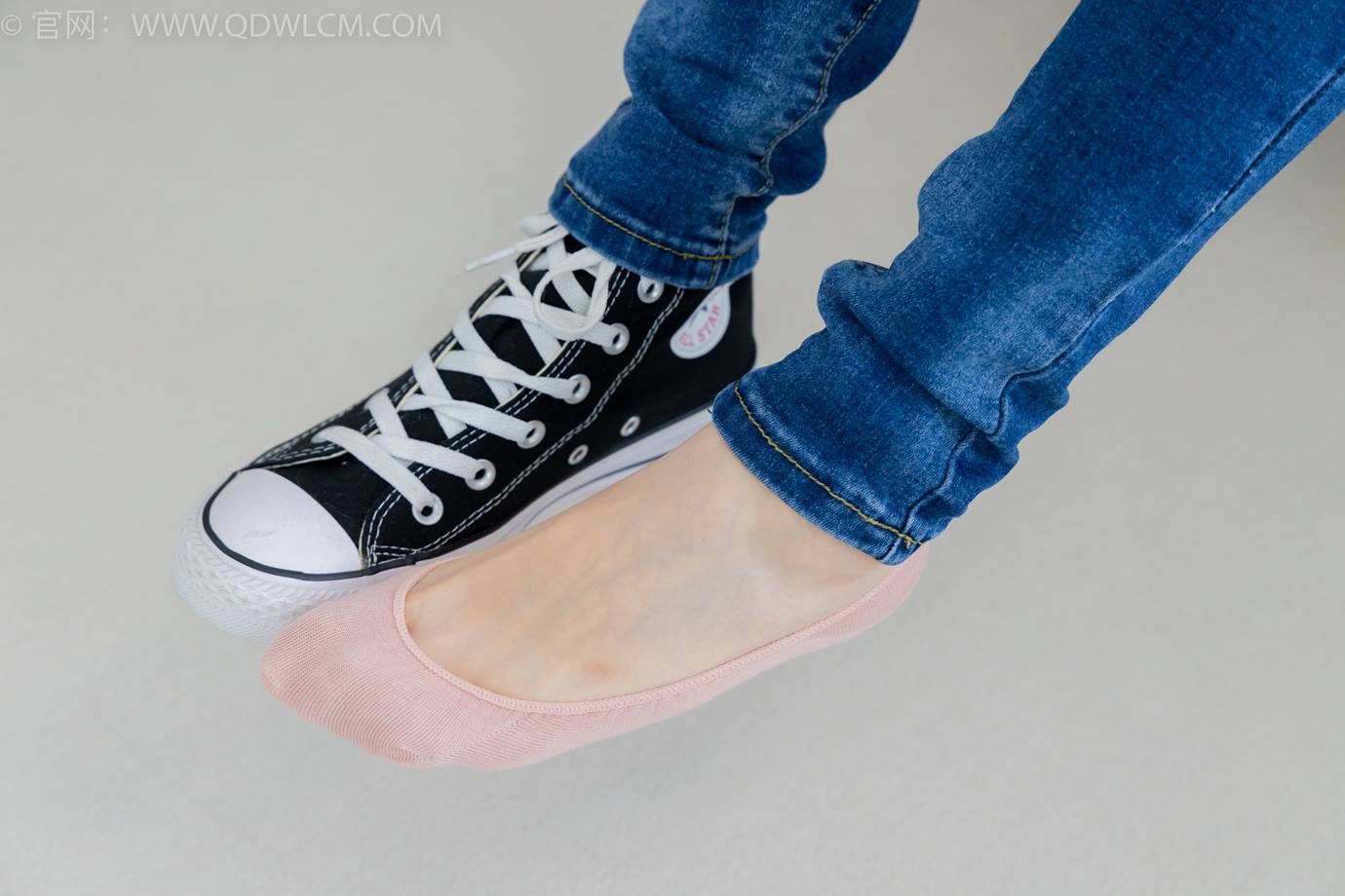 图片[76]-物恋传媒 NO.2293 小竹-匡威帆布鞋、粉色船袜、肚子疼揉肚子剧情[160P] – 速更版-美库