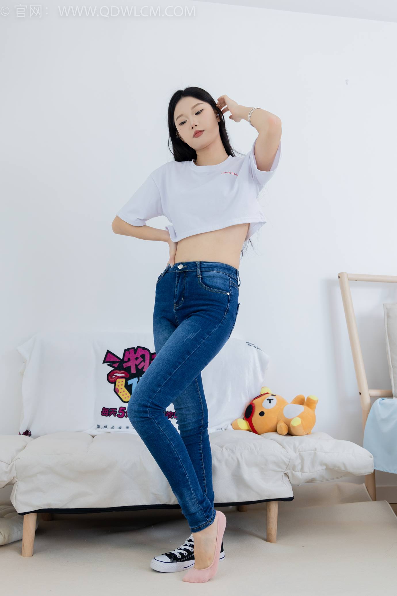 图片[82]-物恋传媒 NO.2293 小竹-匡威帆布鞋、粉色船袜、肚子疼揉肚子剧情[160P] – 速更版-美库