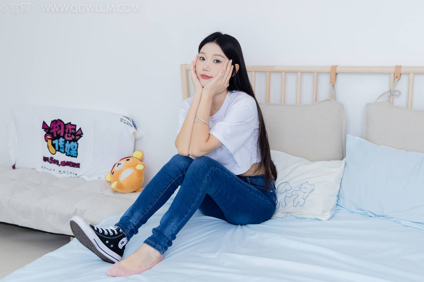 图片[87]-物恋传媒 NO.2293 小竹-匡威帆布鞋、粉色船袜、肚子疼揉肚子剧情[160P] – 速更版-美库