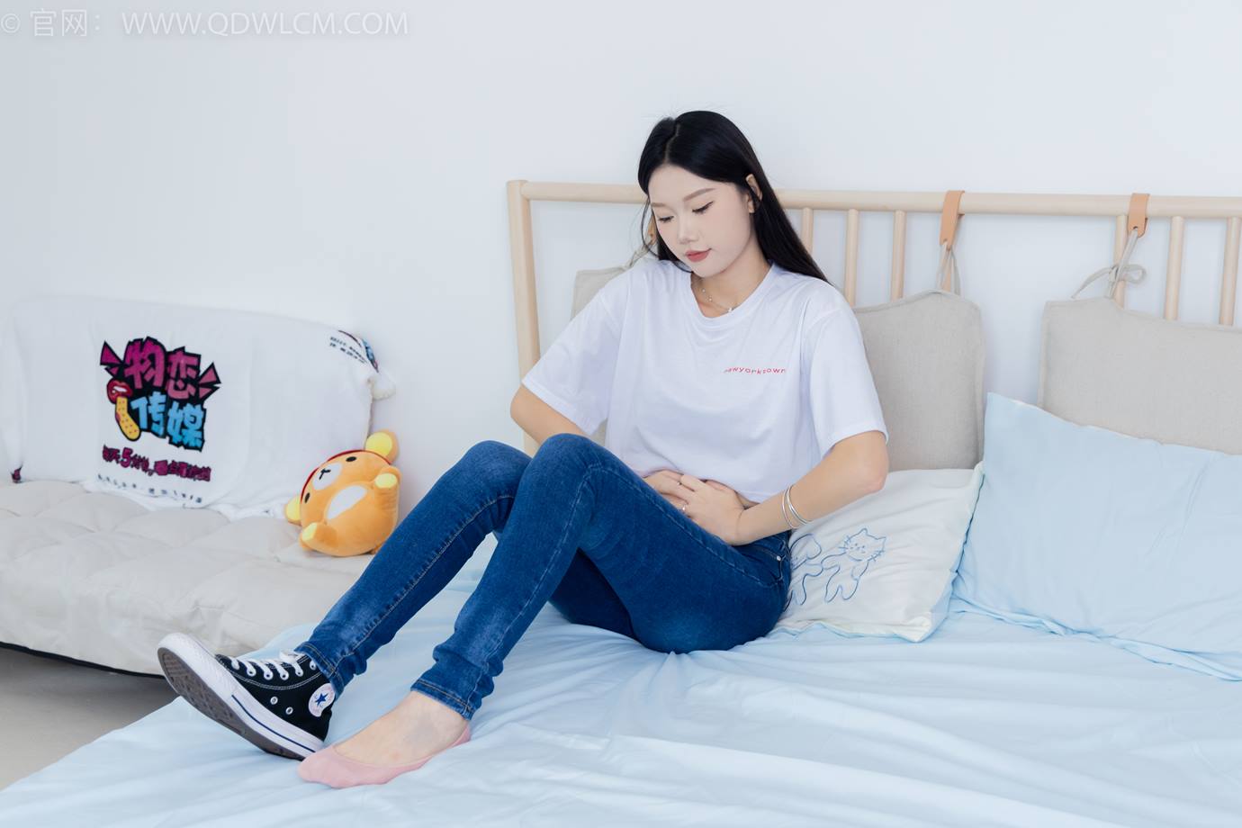 图片[88]-物恋传媒 NO.2293 小竹-匡威帆布鞋、粉色船袜、肚子疼揉肚子剧情[160P] – 速更版-美库