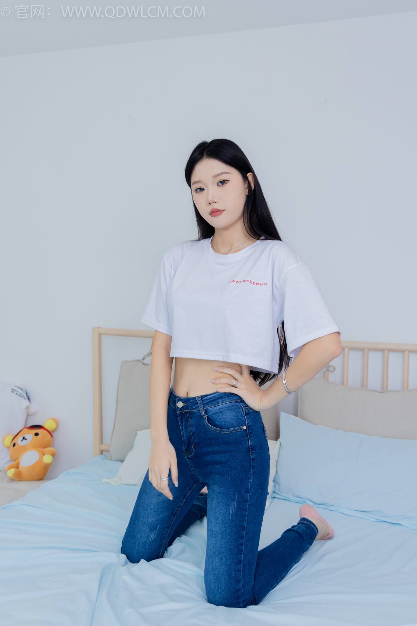 图片[113]-物恋传媒 NO.2293 小竹-匡威帆布鞋、粉色船袜、肚子疼揉肚子剧情[160P] – 速更版-美库