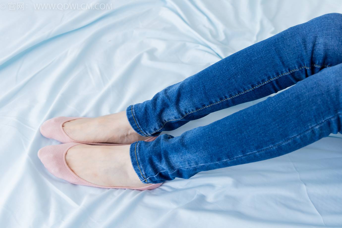 图片[126]-物恋传媒 NO.2293 小竹-匡威帆布鞋、粉色船袜、肚子疼揉肚子剧情[160P] – 速更版-美库